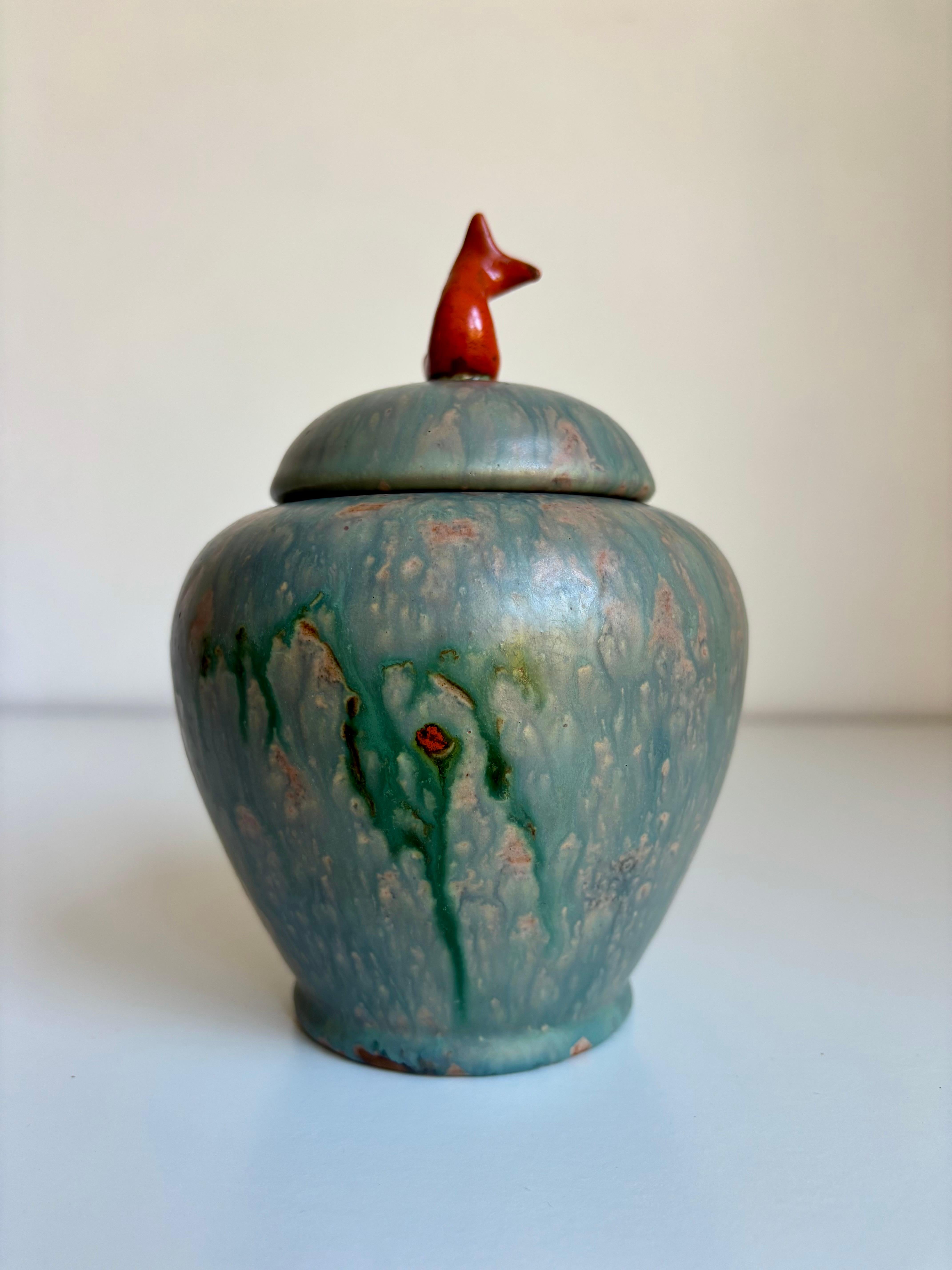 Vernissé Andersson & Johansson, jarre à couvercle en forme de poisson Höganäs, années 1930 en vente