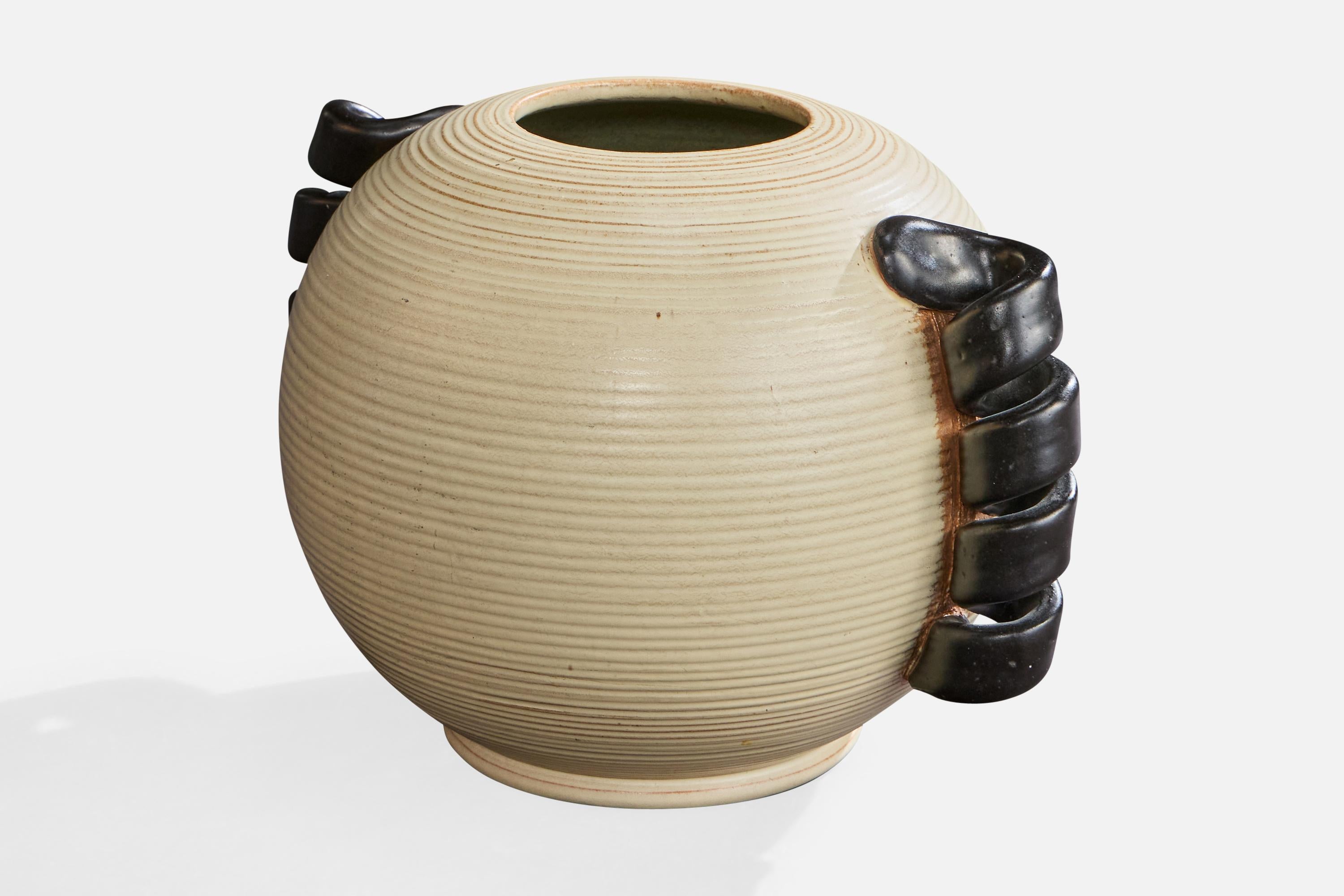 Scandinave moderne Andersson & Johansson, Vase, Ceramic, Sweden, 1940s en vente