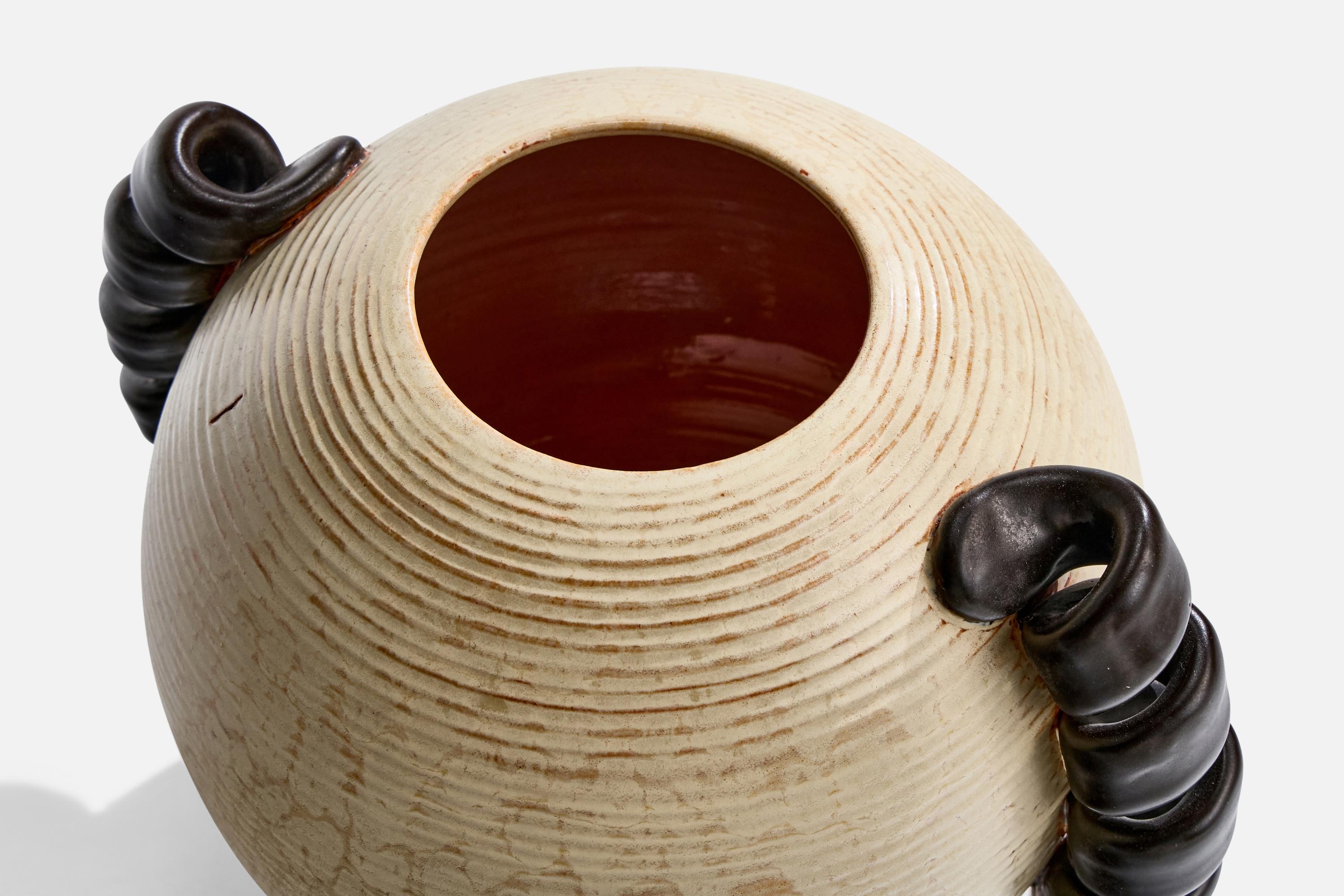 Metà XX secolo Andersson & Johansson, Vaso, Ceramica, Svezia, anni '40 in vendita