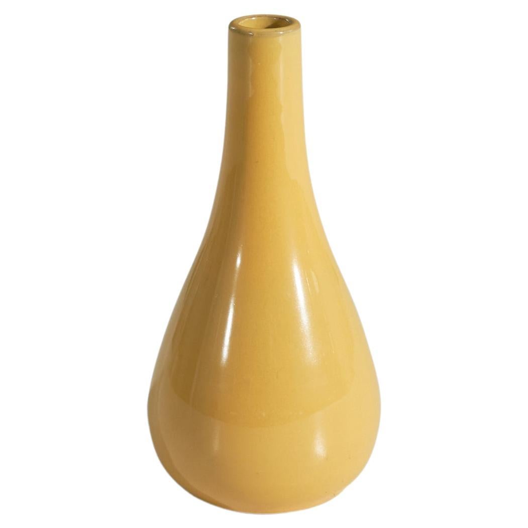 Andersson & Johansson, Vase, Yellow Glazed Stoneware, Höganäs, Sweden, 1940s For Sale
