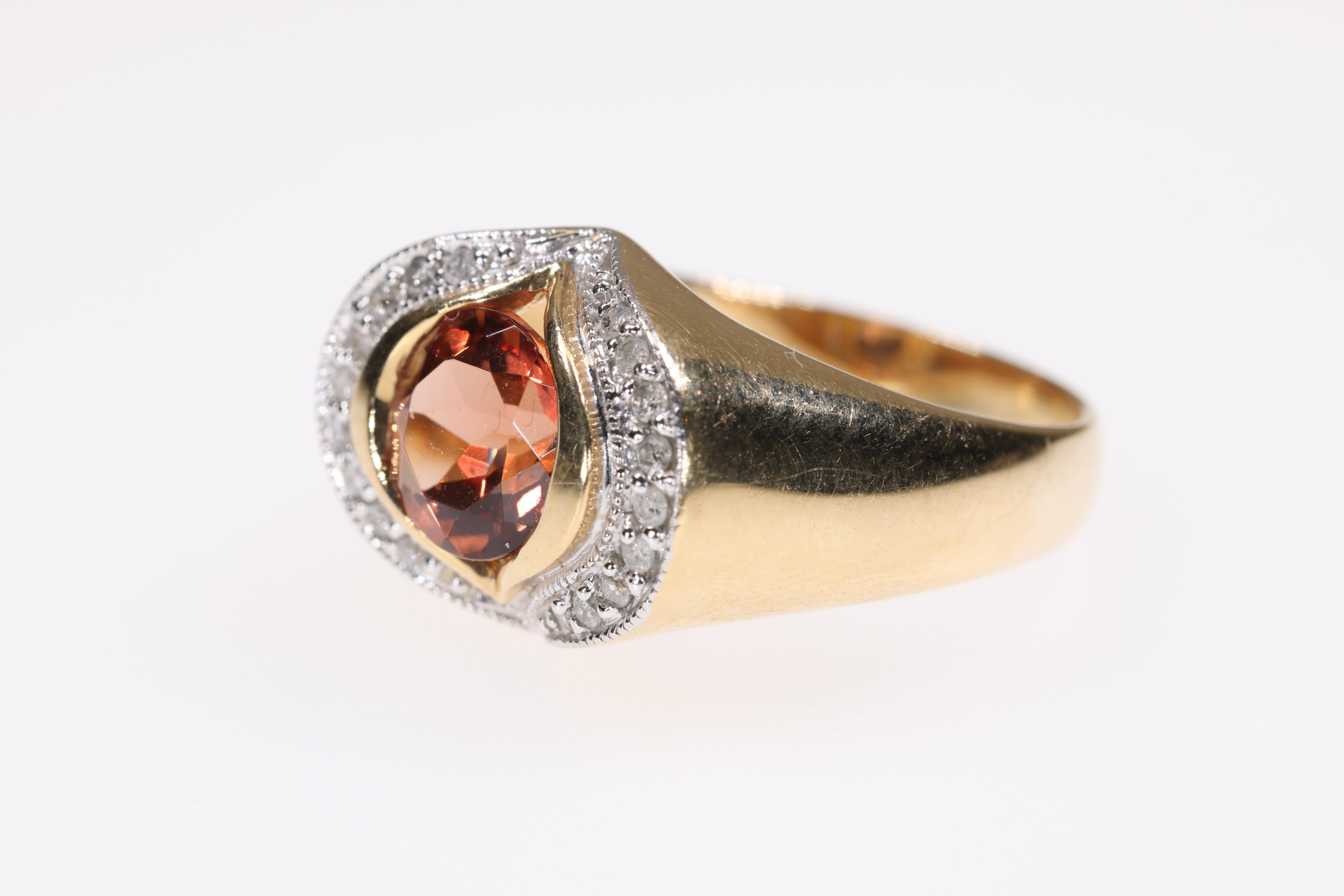 Andesine Feldspar 14K Yellow & White Gold Two Tone Ring with 20 Accent Diamonds In Good Condition For Sale In Manchester By The Sea, MA
