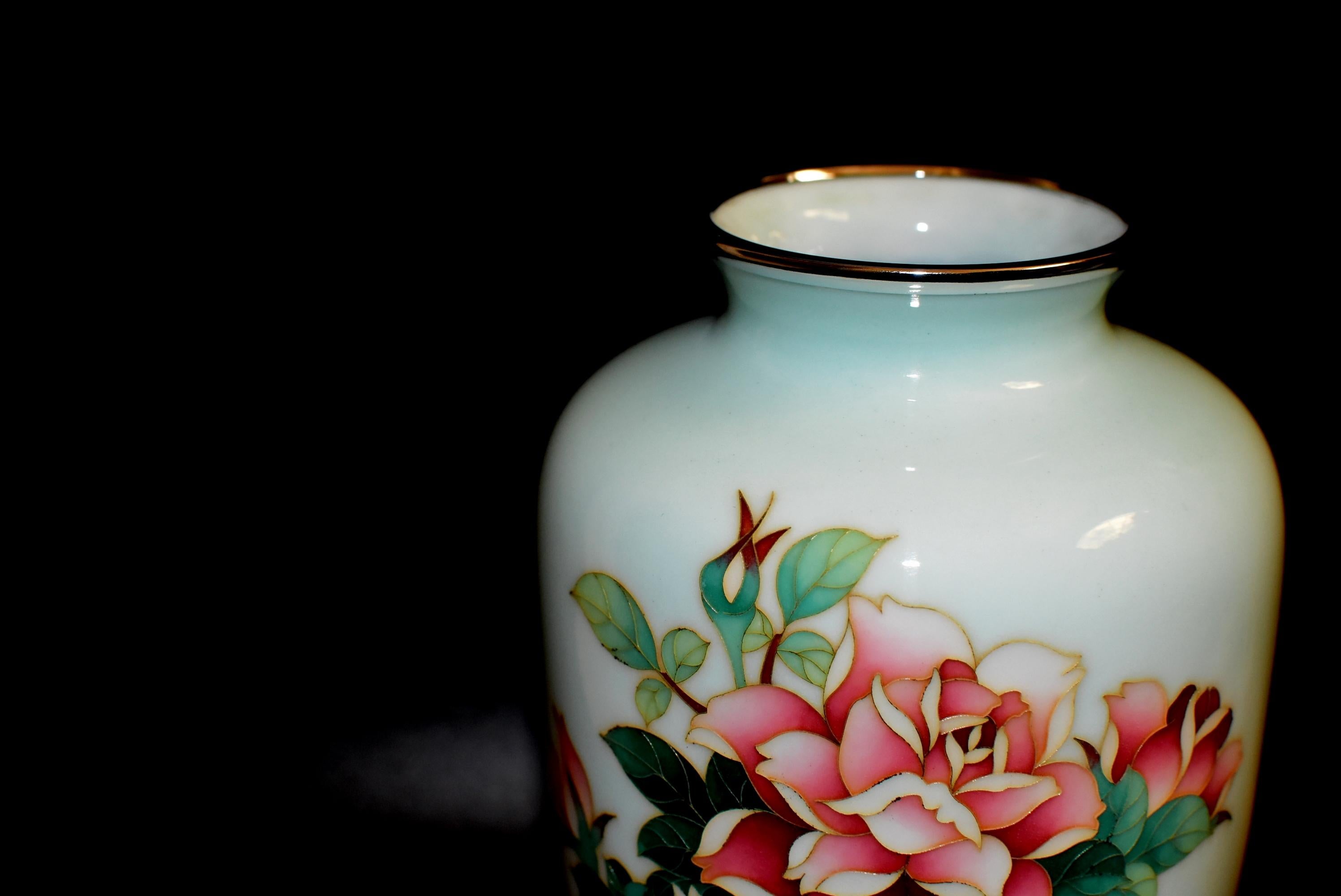 Japanese Ando Jubei Celadon Wireless Cloisonné Vase with Roses, Signed