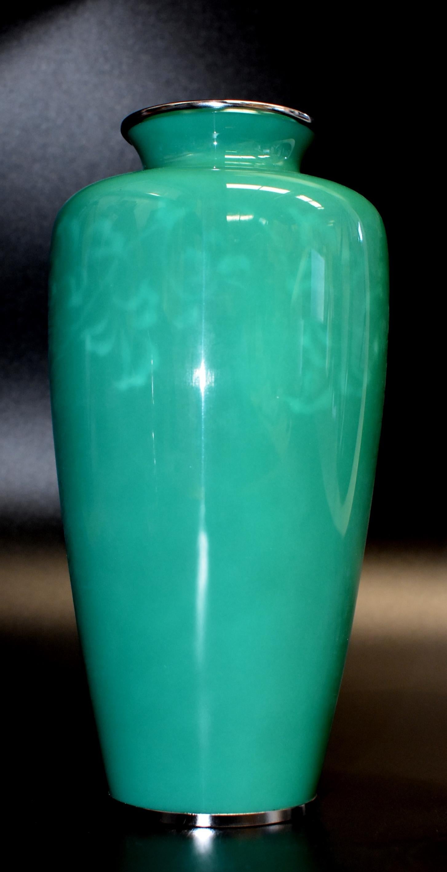 Cloissoné Ando Jubei Green Celadon Wireless Cloisonné Vase, Signed, Original Packaging