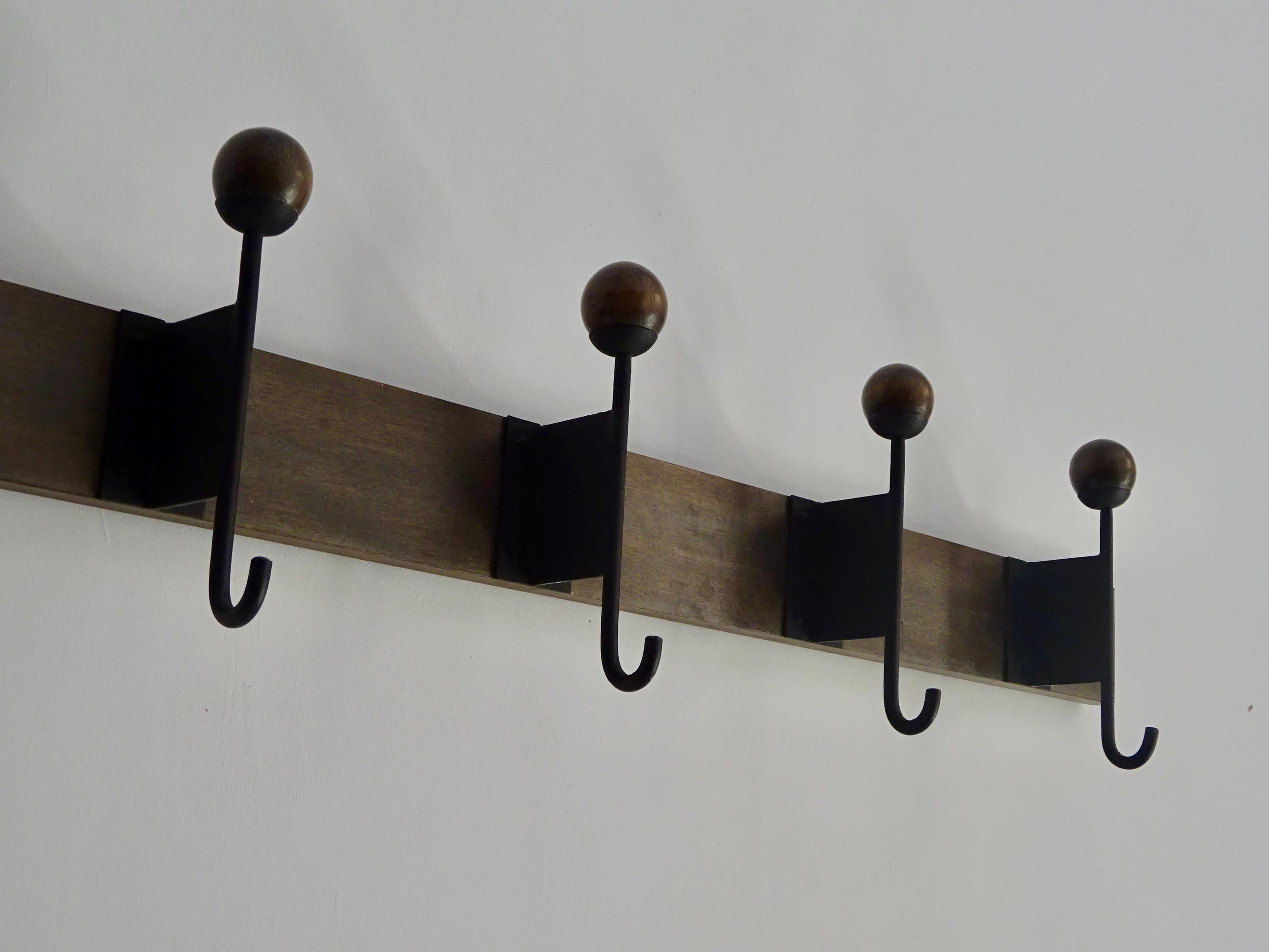Mid-Century Modern “Andorra” wall coat hanger by Jordi Vilanova i Bosch, 1962. For Sale