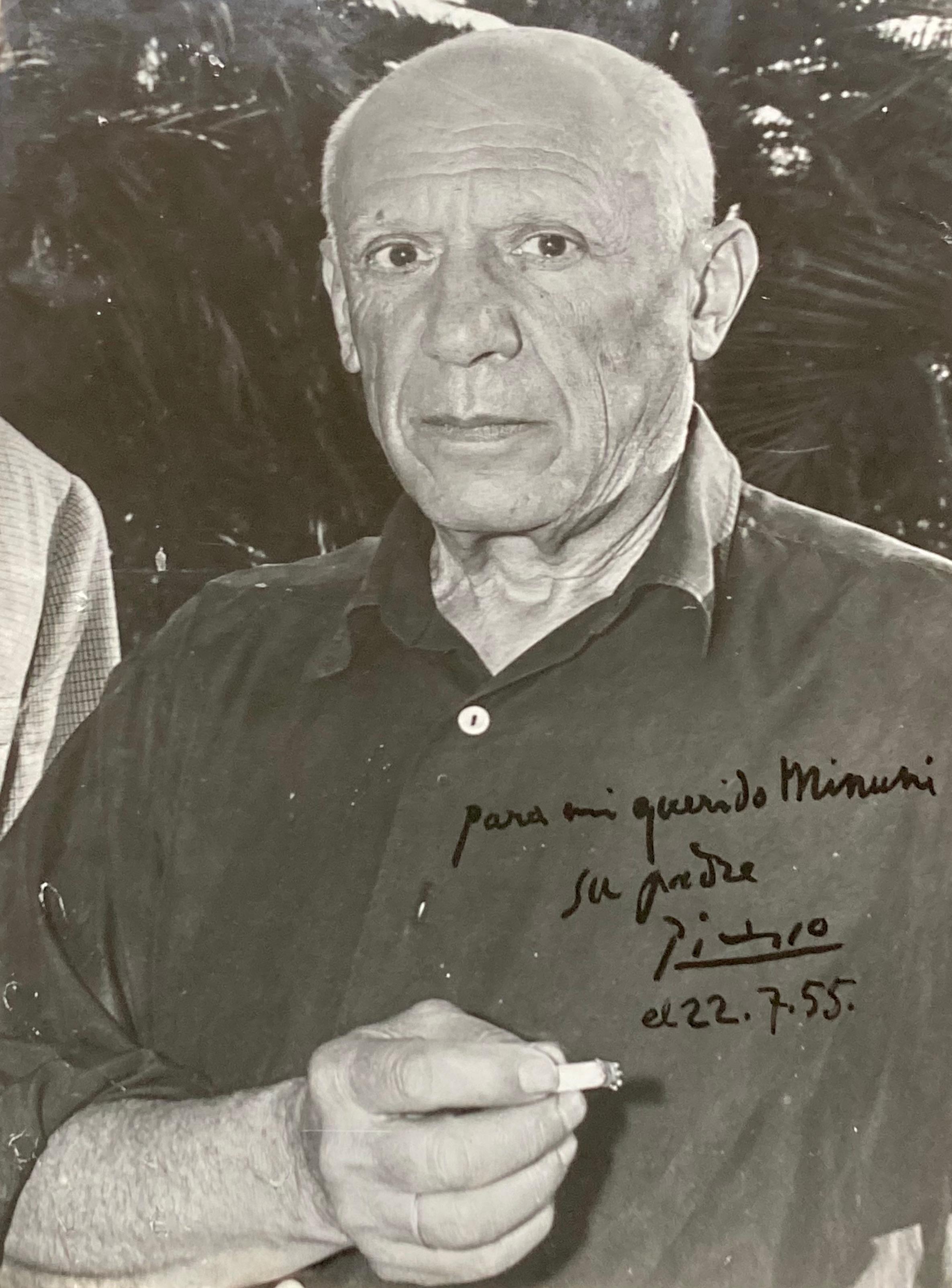 Portrait of Pablo Picasso  
Signed by Pablo Picasso and decicated “Para mi querido Minuni, su padre. Picasso el 22.7.55 to his friend the bullfighter “El Minuni”

Francisco Reina, 'El Minuni', was born in Tomares, near Seville, in 1910. Although he