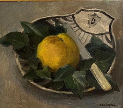 Nature morte en faïence, fruits et couteau