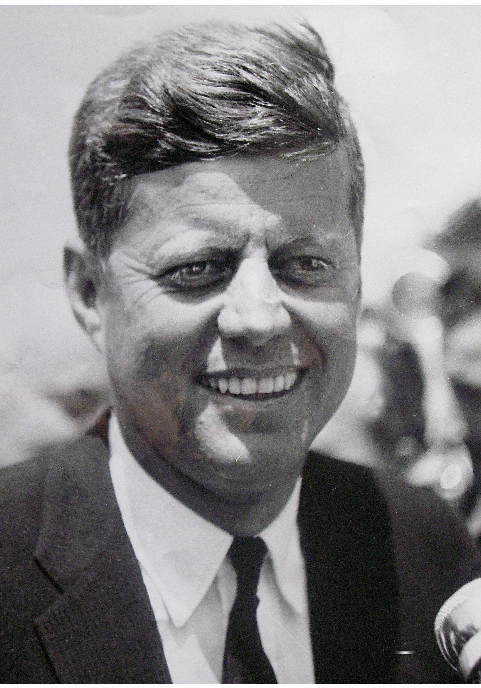 André Sas Portrait Photograph – John Fitzgerald Kennedy