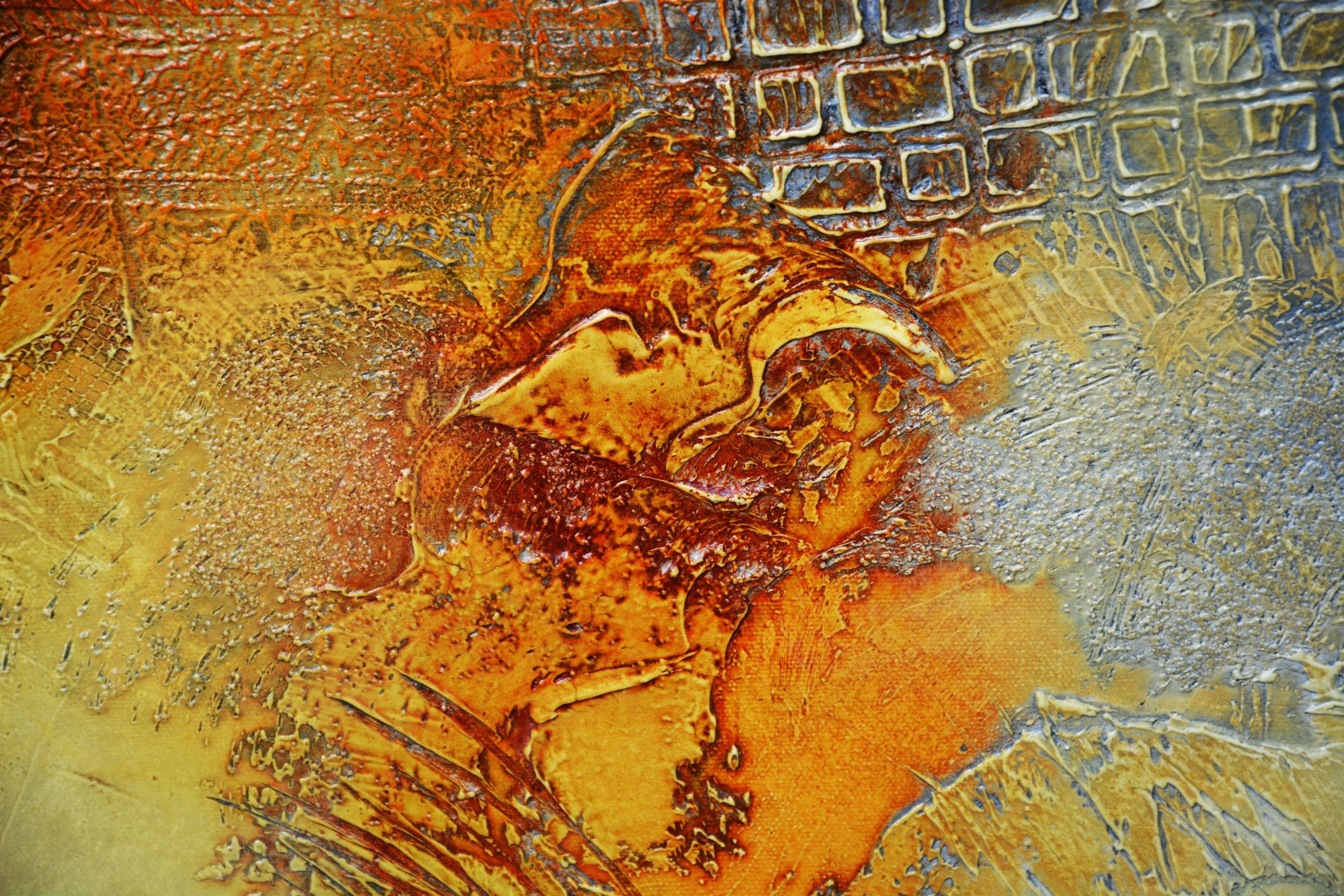 Questa straordinaria opera d'arte è un dipinto astratto unico nel suo genere, realizzato su toni di nichel azo-oro, arancione, grigio di Payne e umber bruciato per creare un'esperienza visiva ipnotica. Il bellissimo dipinto su tela si ispira