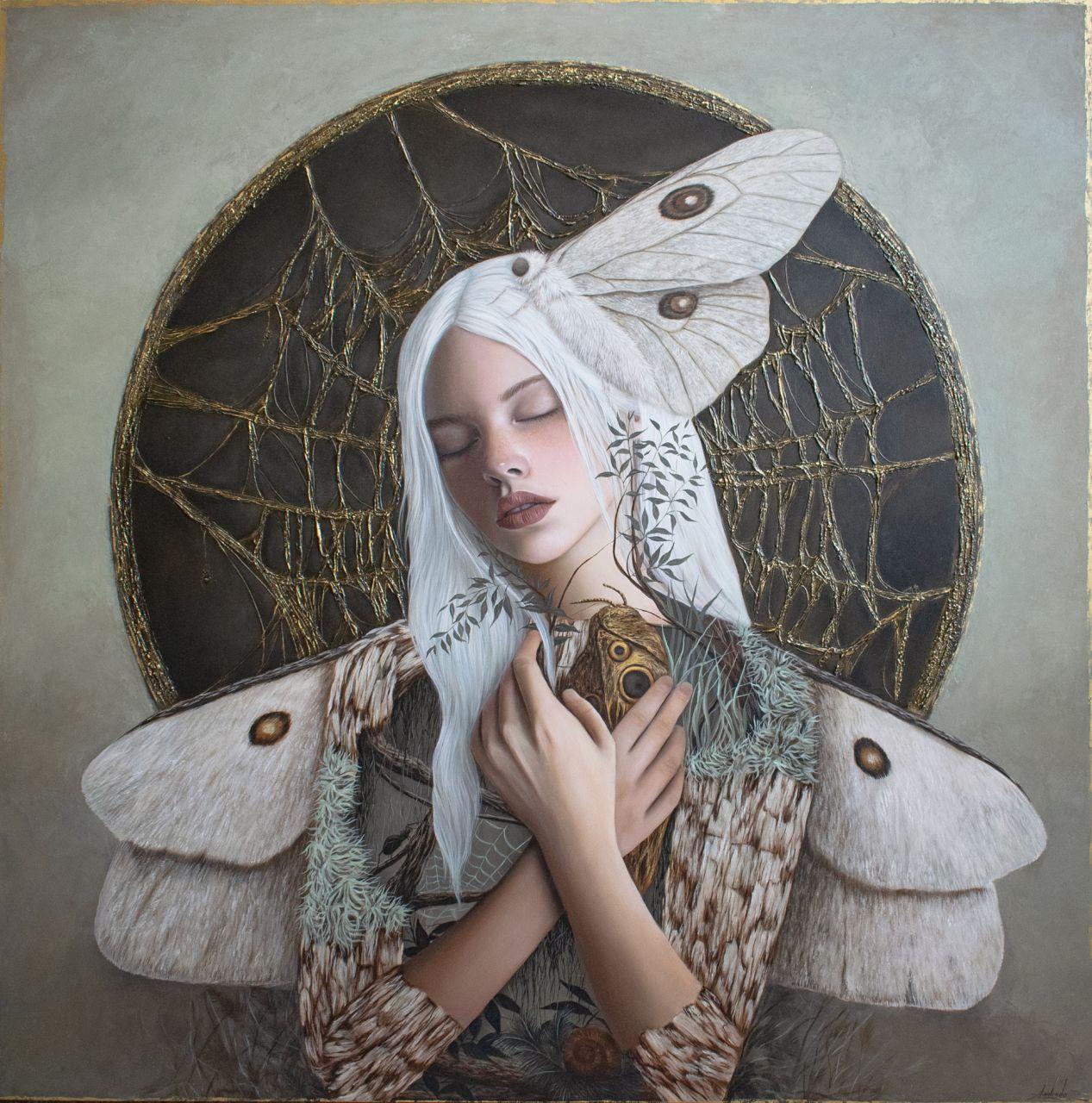 Andrada Trapnell Portrait Painting – Goldene Chrysalis