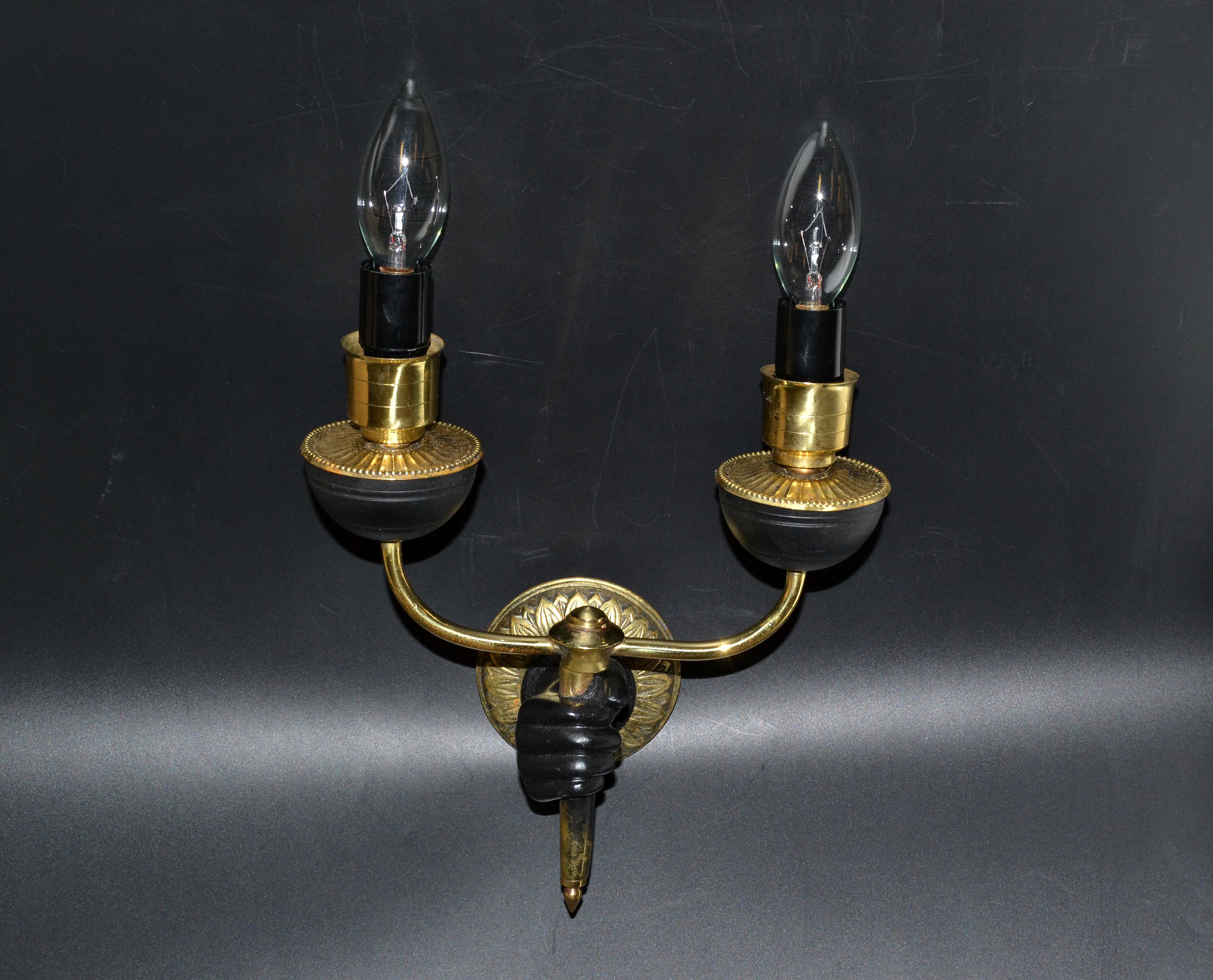 André Arbus Bronzo e Mano Nera Applique a due bracci Neoclassico, Coppia in vendita 4