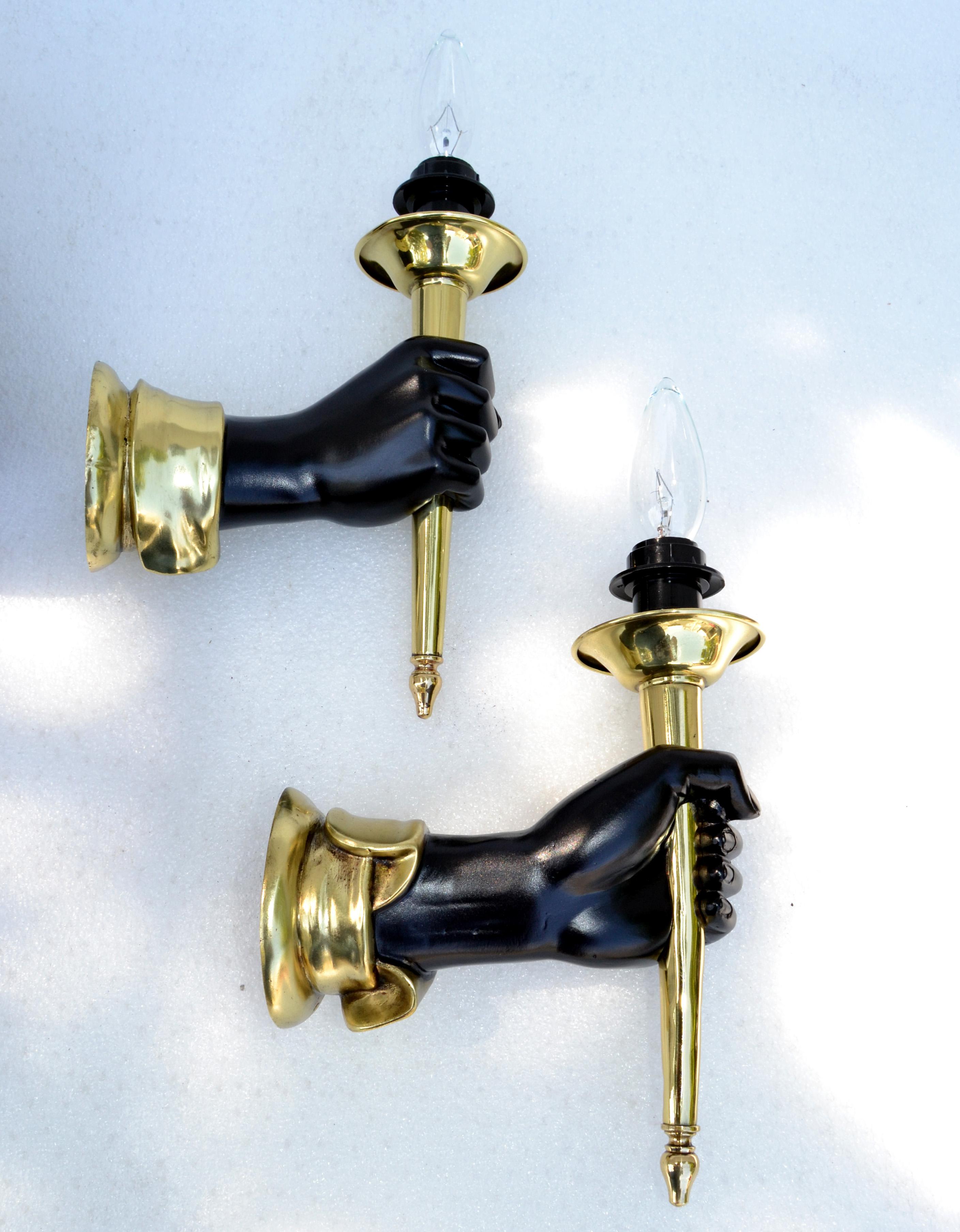 Français Andre Bronze Sconces Black Finish Hand Holding Light, Wall Lamp 1950 Pair en vente