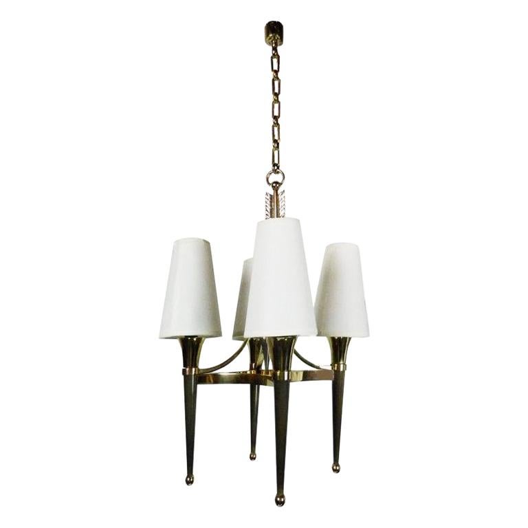 Andre Arbus Stile Art Deco 1940s 4 Light Chandelier Bronzo Ottone Metallo Freccia