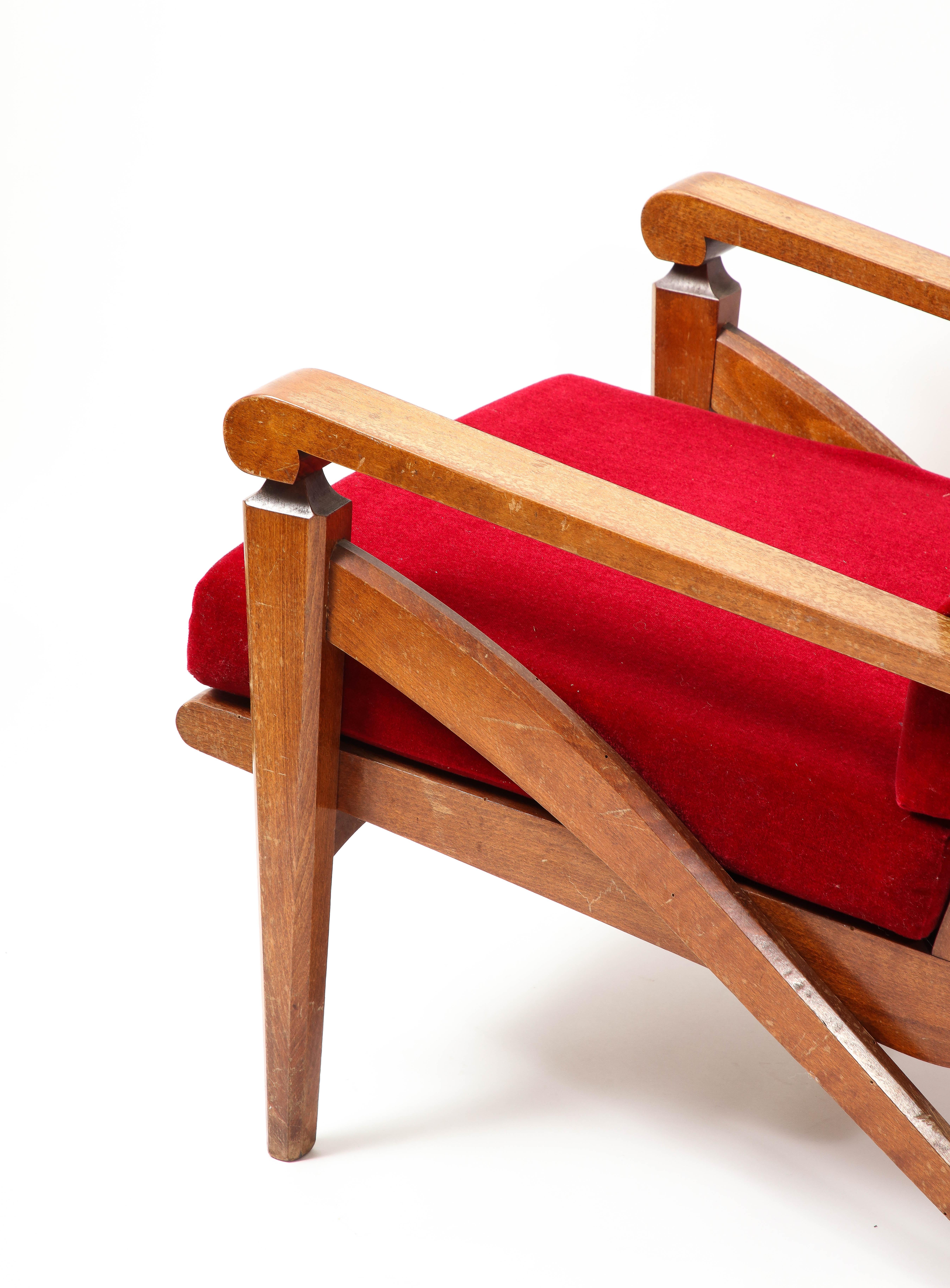 André Arbus Stil Paar Sessel aus Nussbaumholz, Frankreich 1950er Jahre im Angebot 1