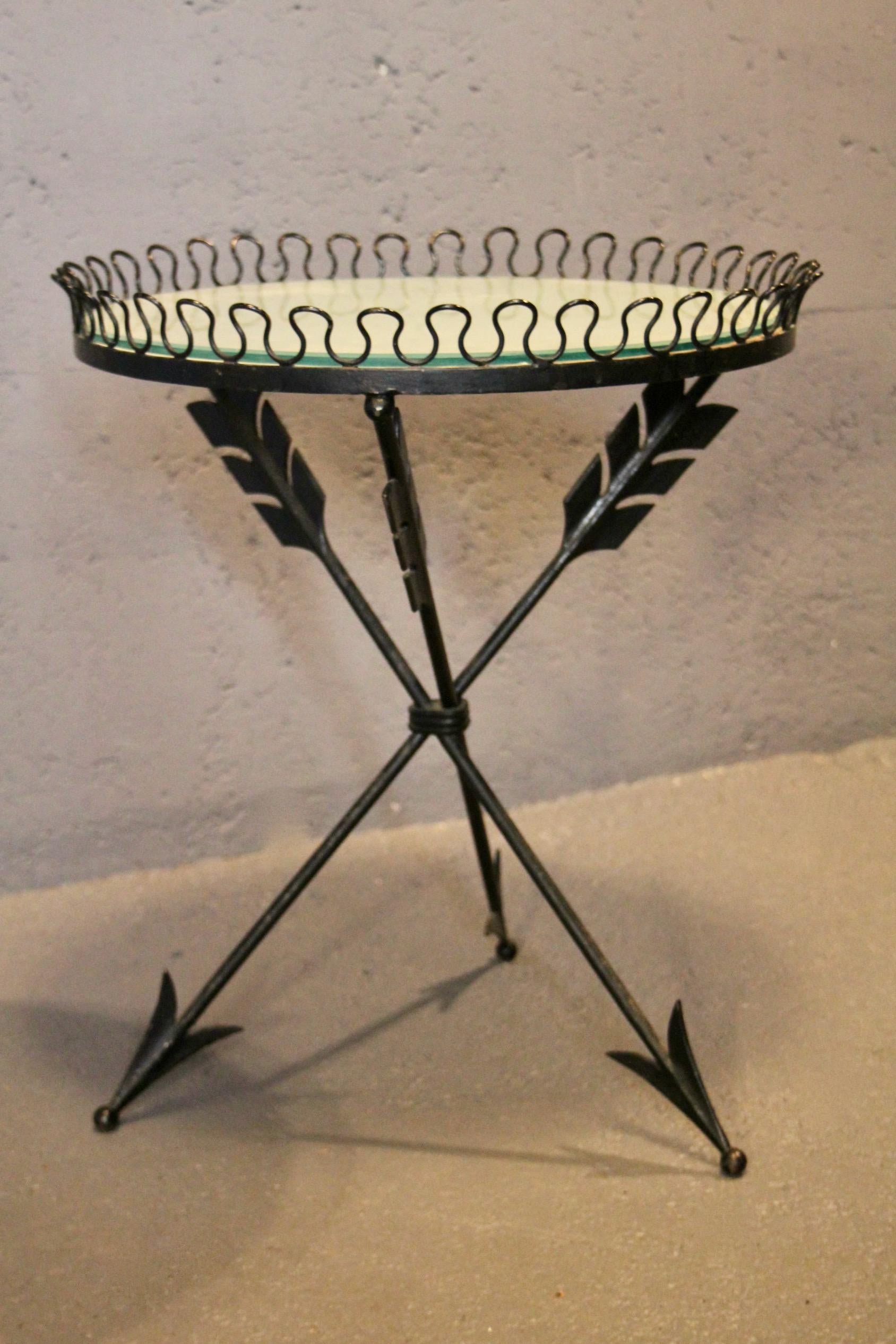 Met�à XX secolo Gueridon in ferro battuto e vetro in stile Andre Arbus in vendita