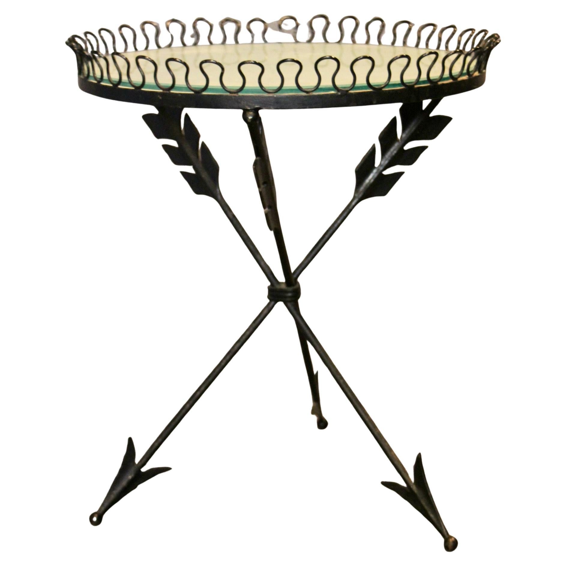 Guéridon en fer forgé et verre de style Andre Arbus