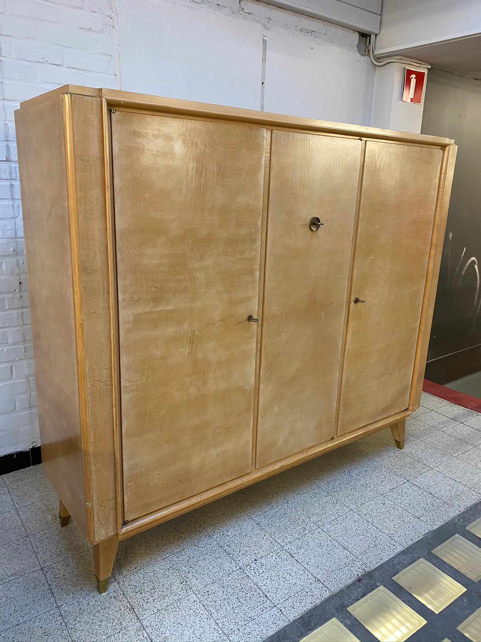 Mid-20th Century André Beaudoin, Art Deco Cabinet in Sycamore and Bronze, circa 1940-1950 For Sale