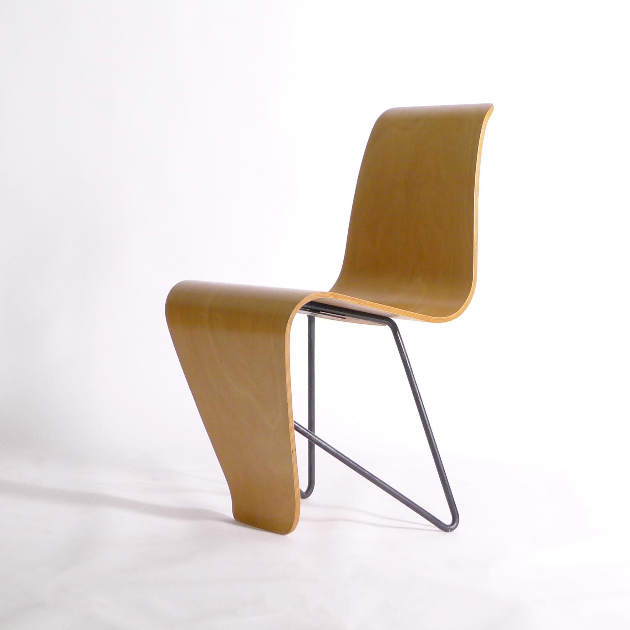 Original early 'Bellevue' chair, designed by André Bloc circa 1951 and named after his house in Meudon, France.  This is a rare item, as only a few chairs were produced.

Bloc was a sculptor and greatly inspired by his contemporaries Jean Arp and