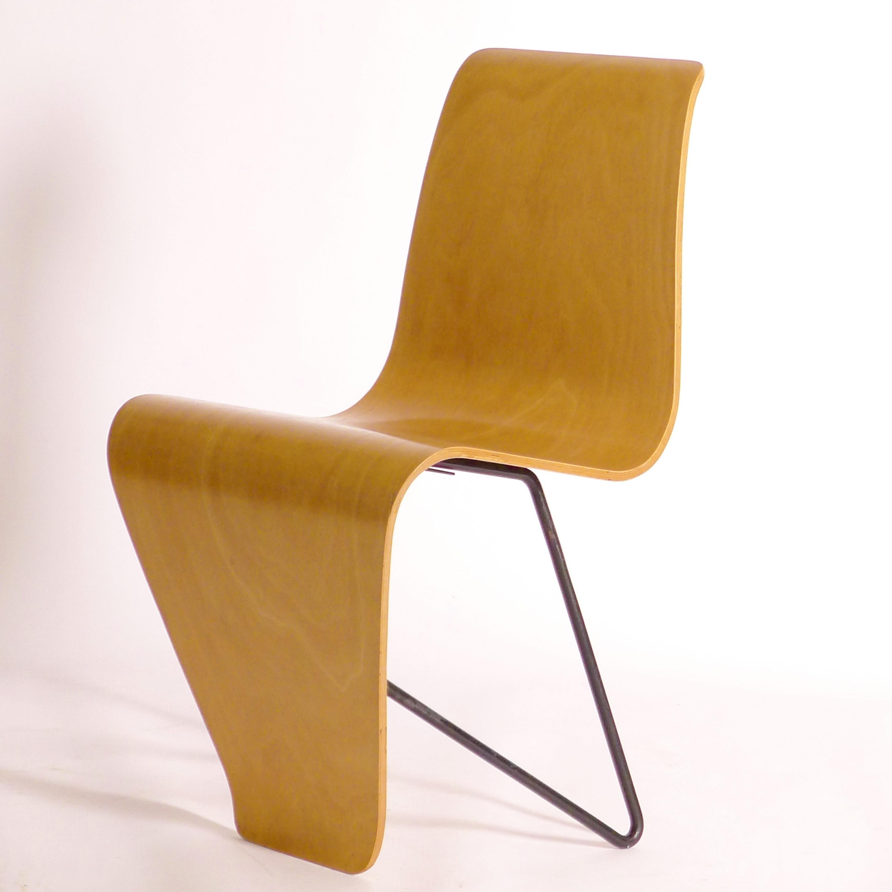 André Bloc, Early Original 'Bellevue' Chair, circa 1951, birch plywood and metal 2