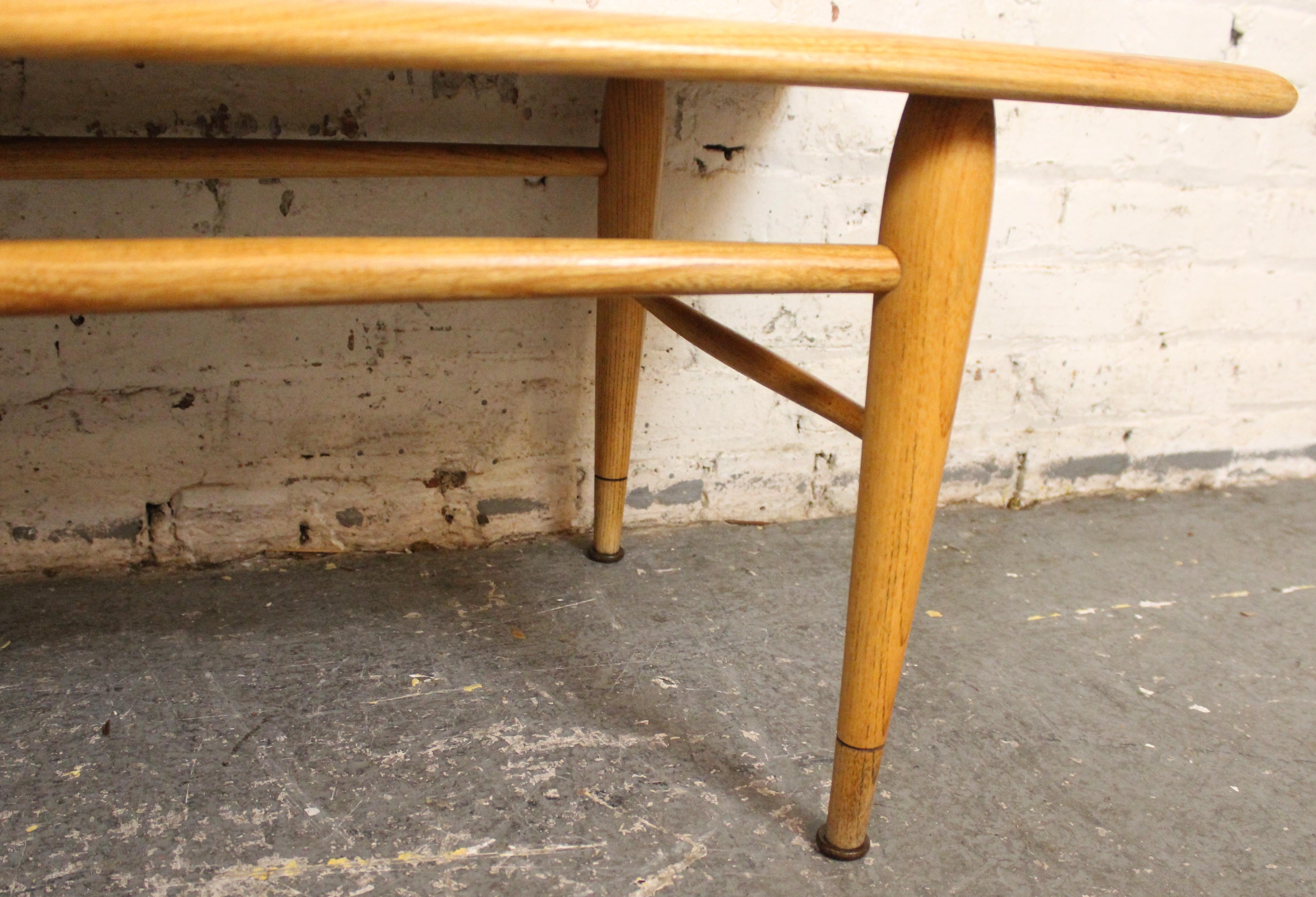 Andre Bus Designed Coffee Table For Lane For Sale 2