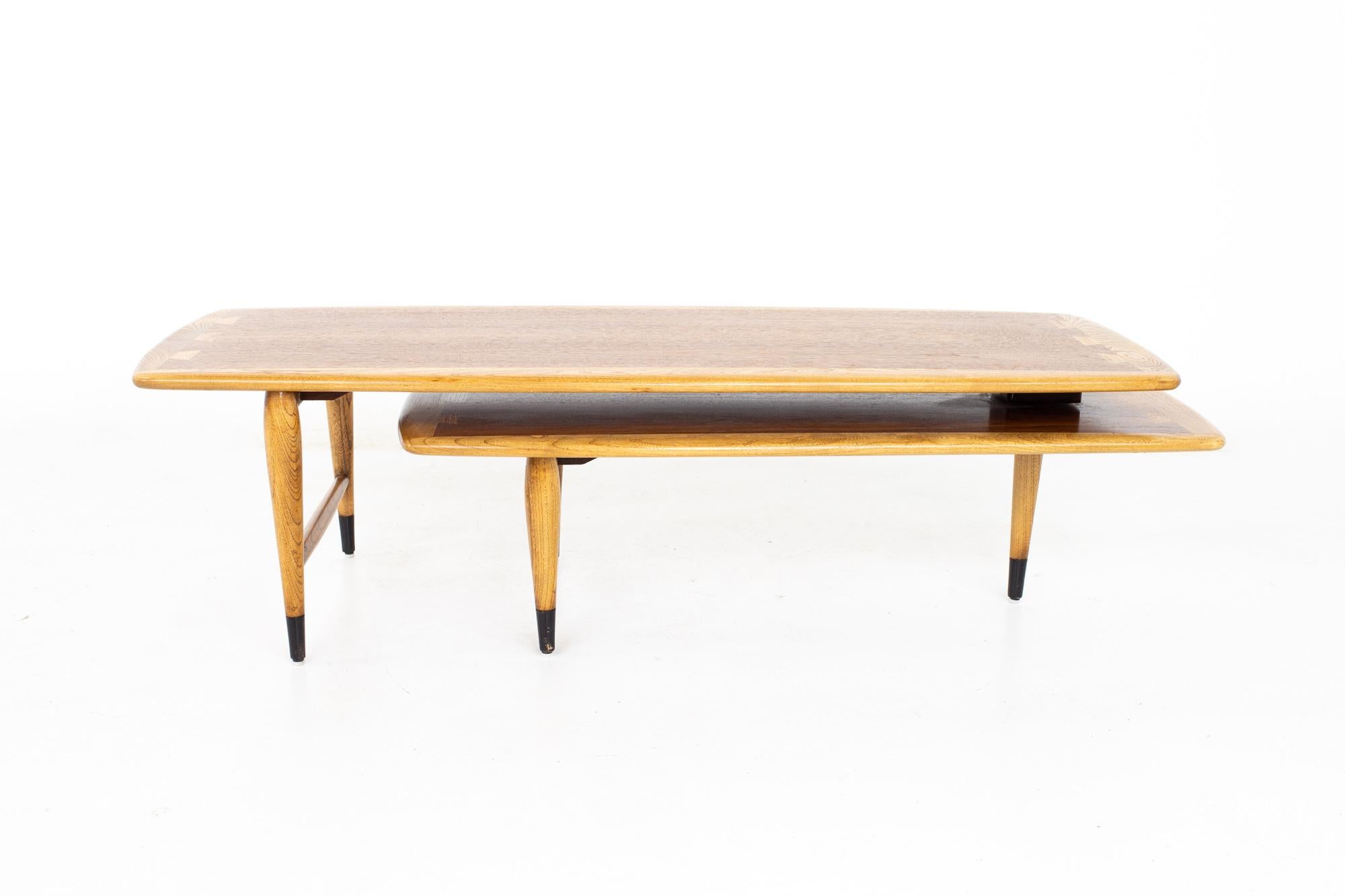 Mid-Century Modern Andre Bus for Lane Acclaim MCM Walnut and Oak Dovetail Switchblade Coffee Table