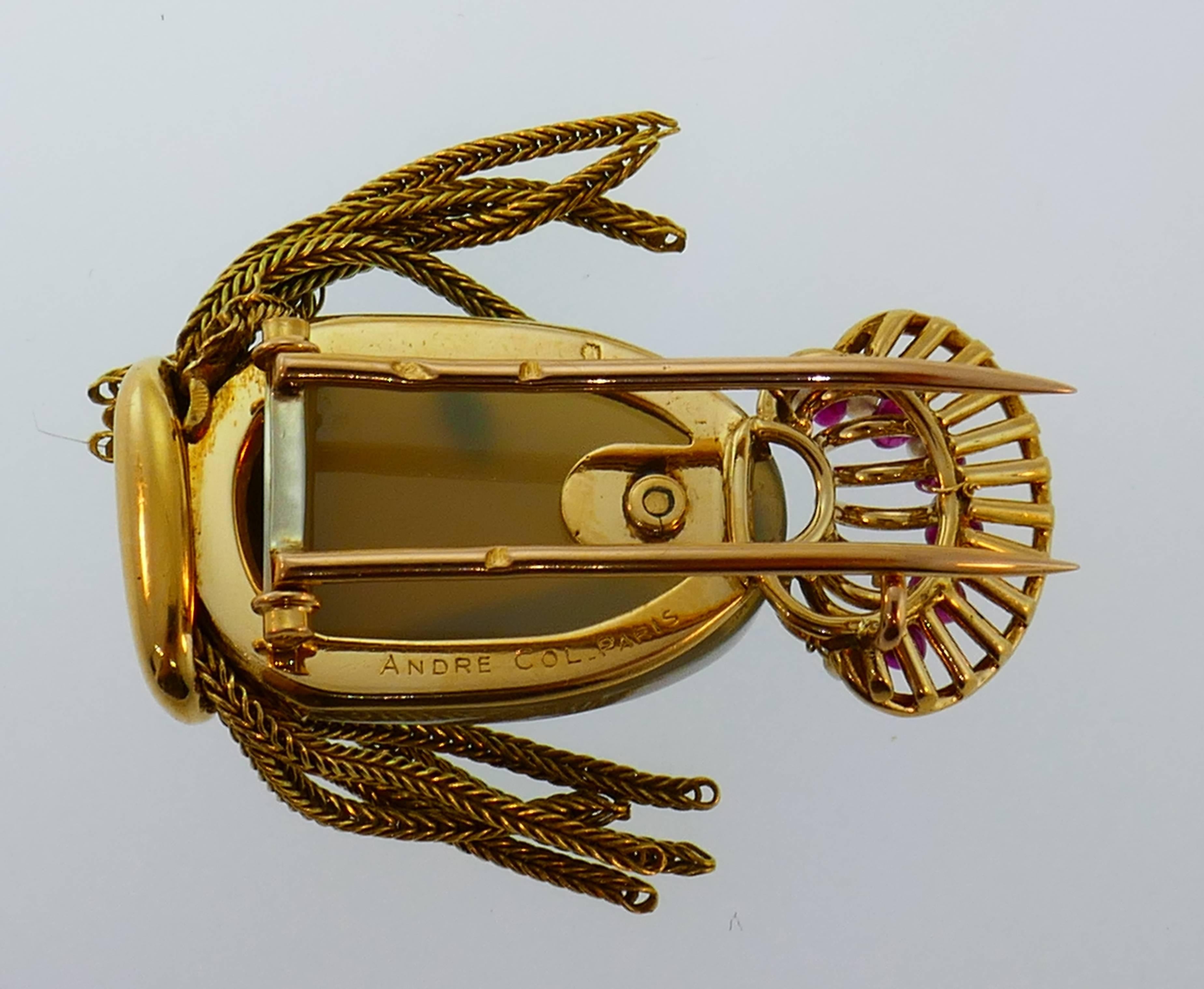 Broche avec clip épingle Andre Col en or avec rubis, turquoise et perles en vente 1