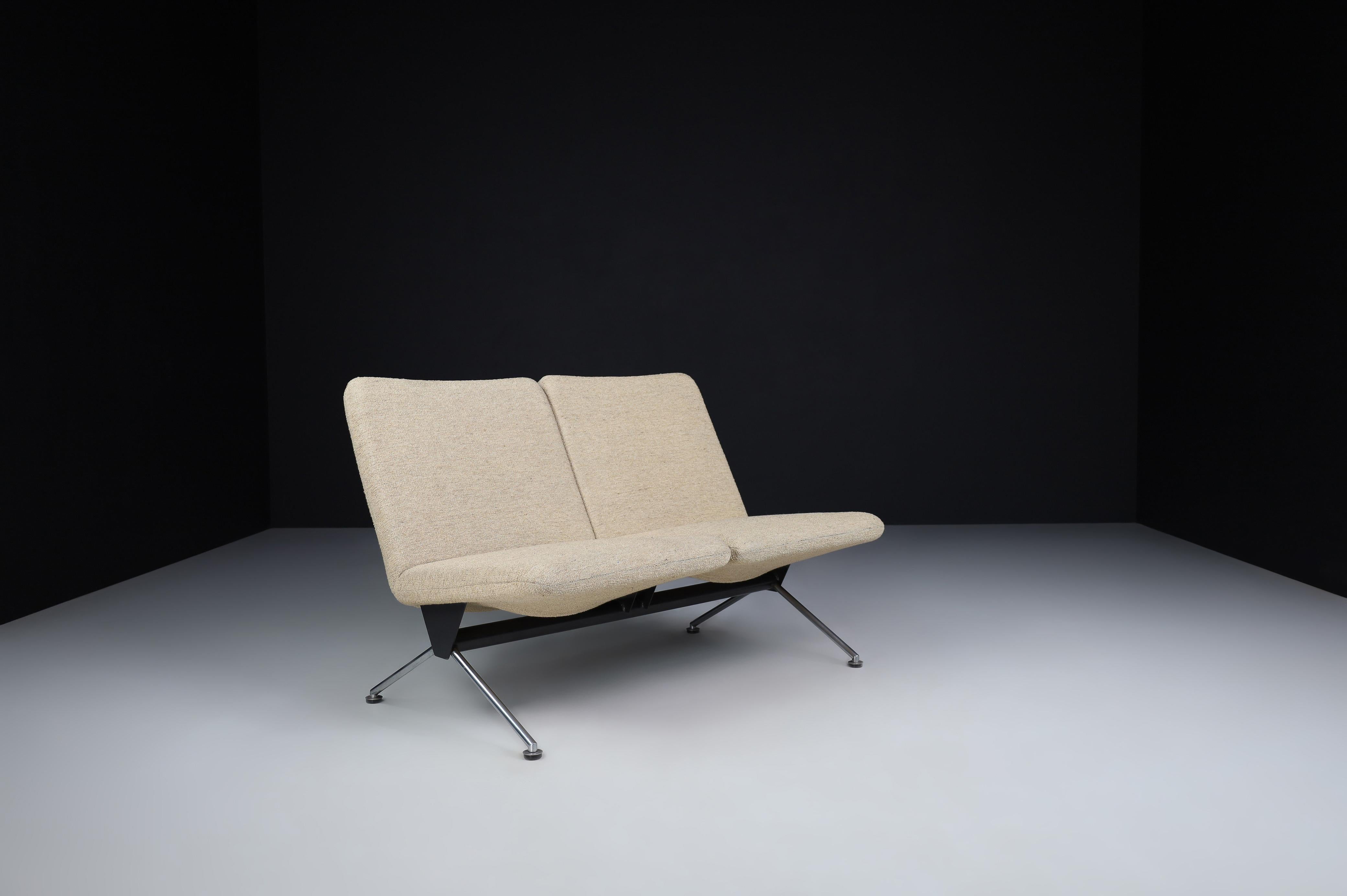 Mid-Century Modern Andre Cordemeijer for Gispen Sofa No: 1705 the Netherlands, 1961 For Sale