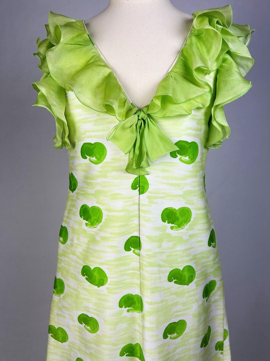 Women's André Courrèges Chasuble dress in green and yellow printed jersey Circa 1970 For Sale