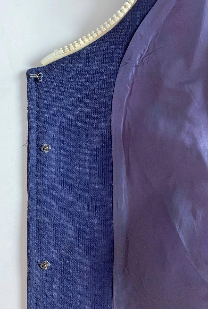 André Courrèges Haute Couture dress in navy jersey with white zips Circa 1970 For Sale 10