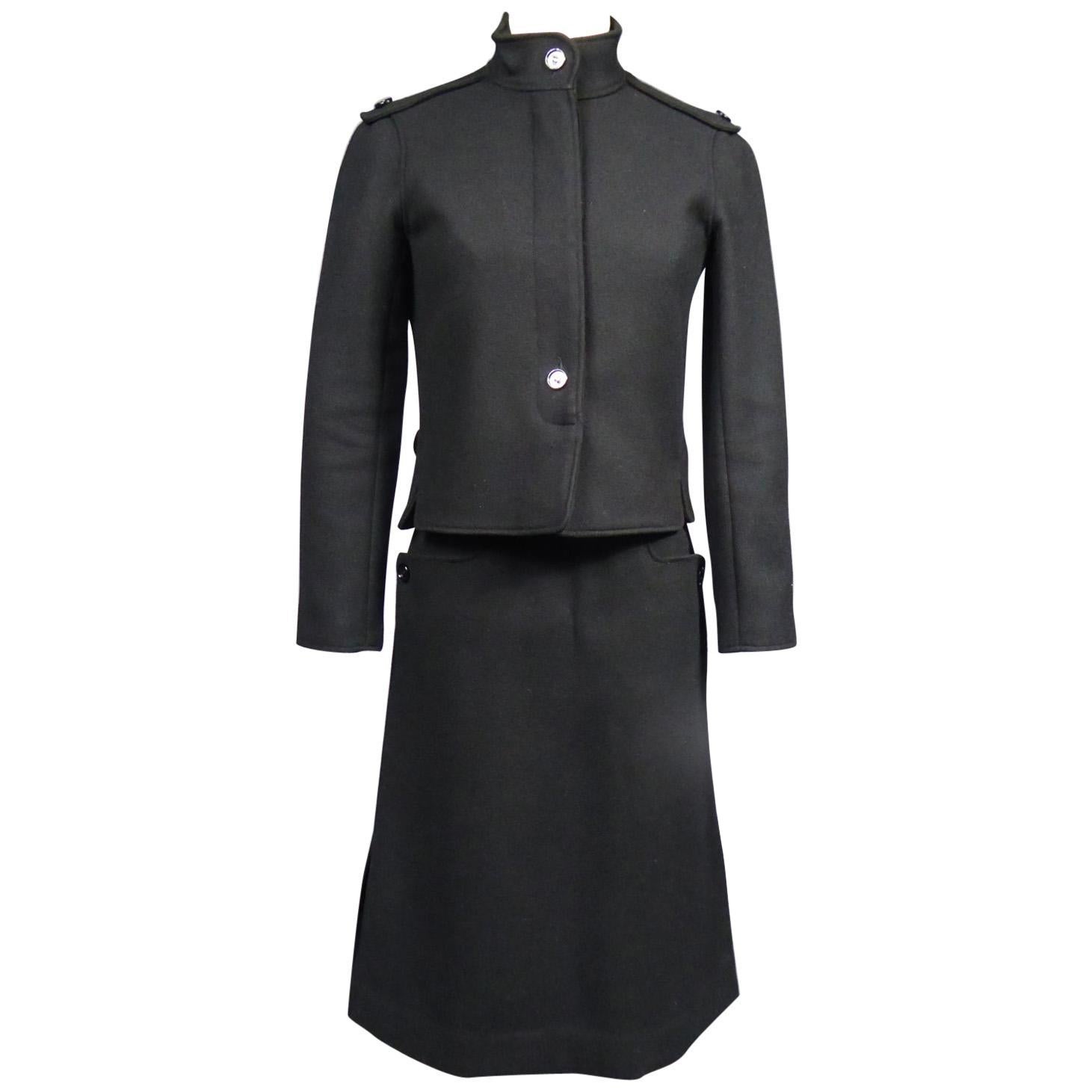 André Courrèges Traje de falda de alta costura de lana negra Circa 1968/1975