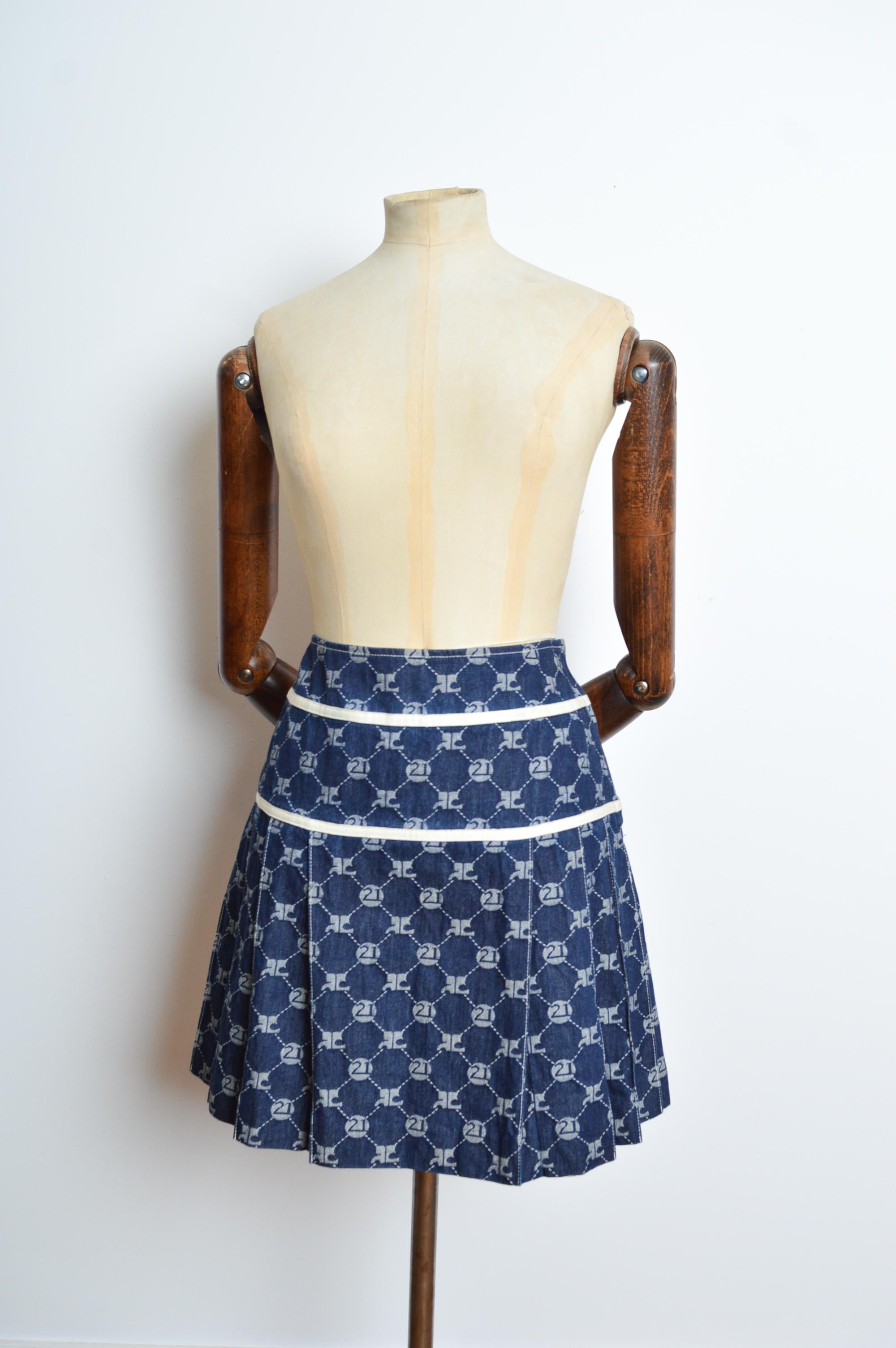 Women's André Courrèges Jacquard Repeat Logo Denim Vintage pleated Mini Skirt For Sale