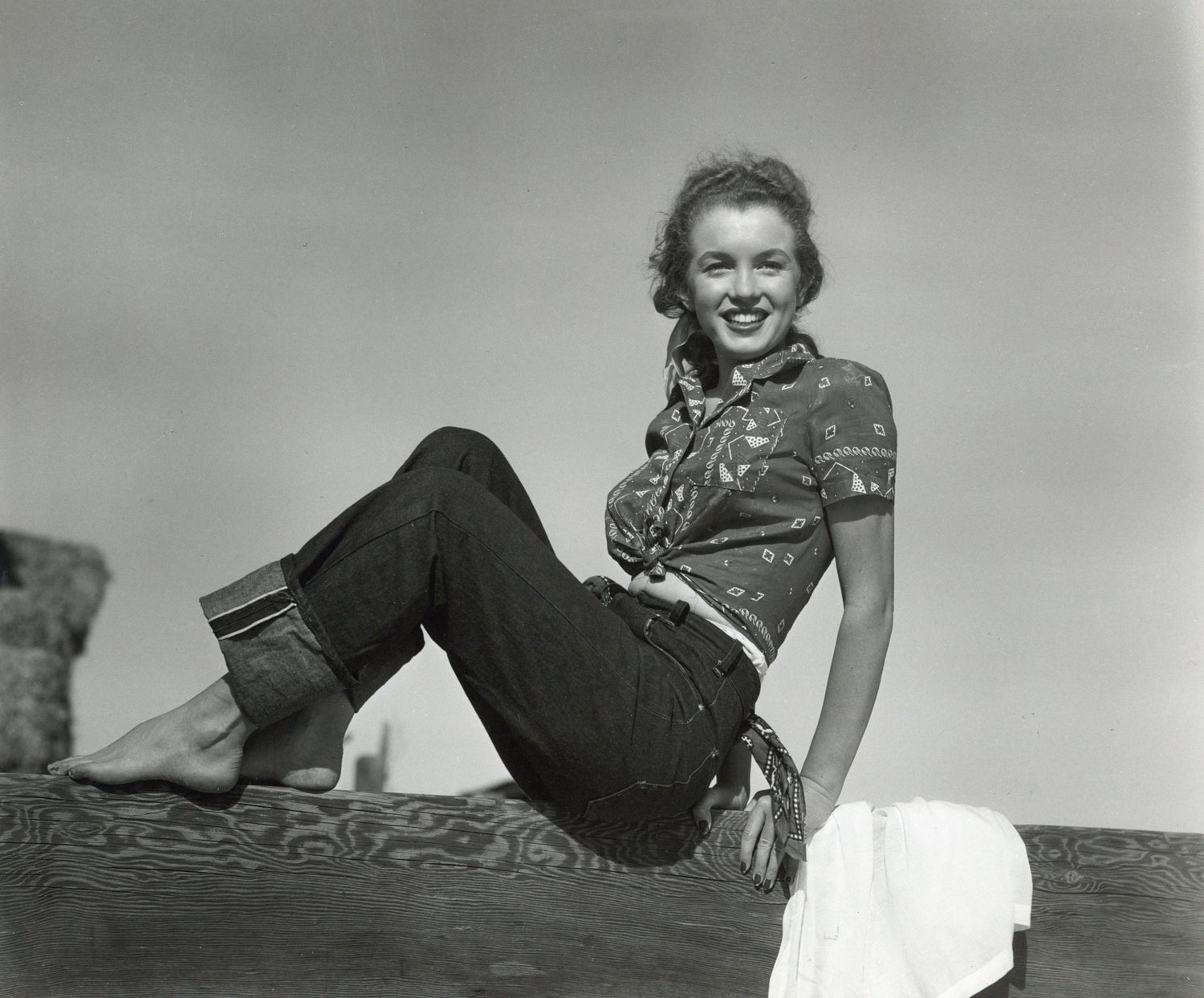 Andre De Dienes Marilyn Monroe Norma Jeane Posing On Wood