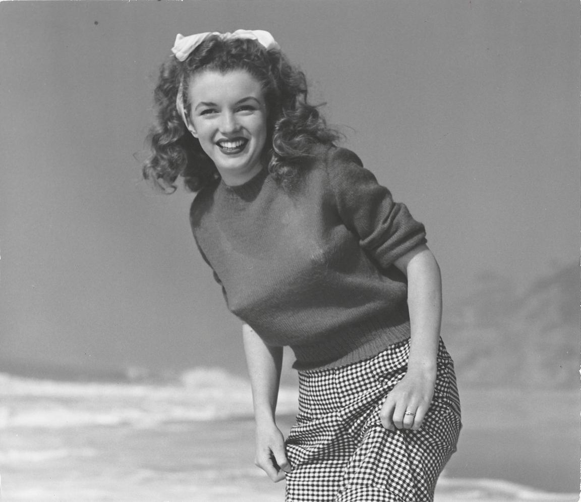 Norma Jeane (Marilyn Monroe), California