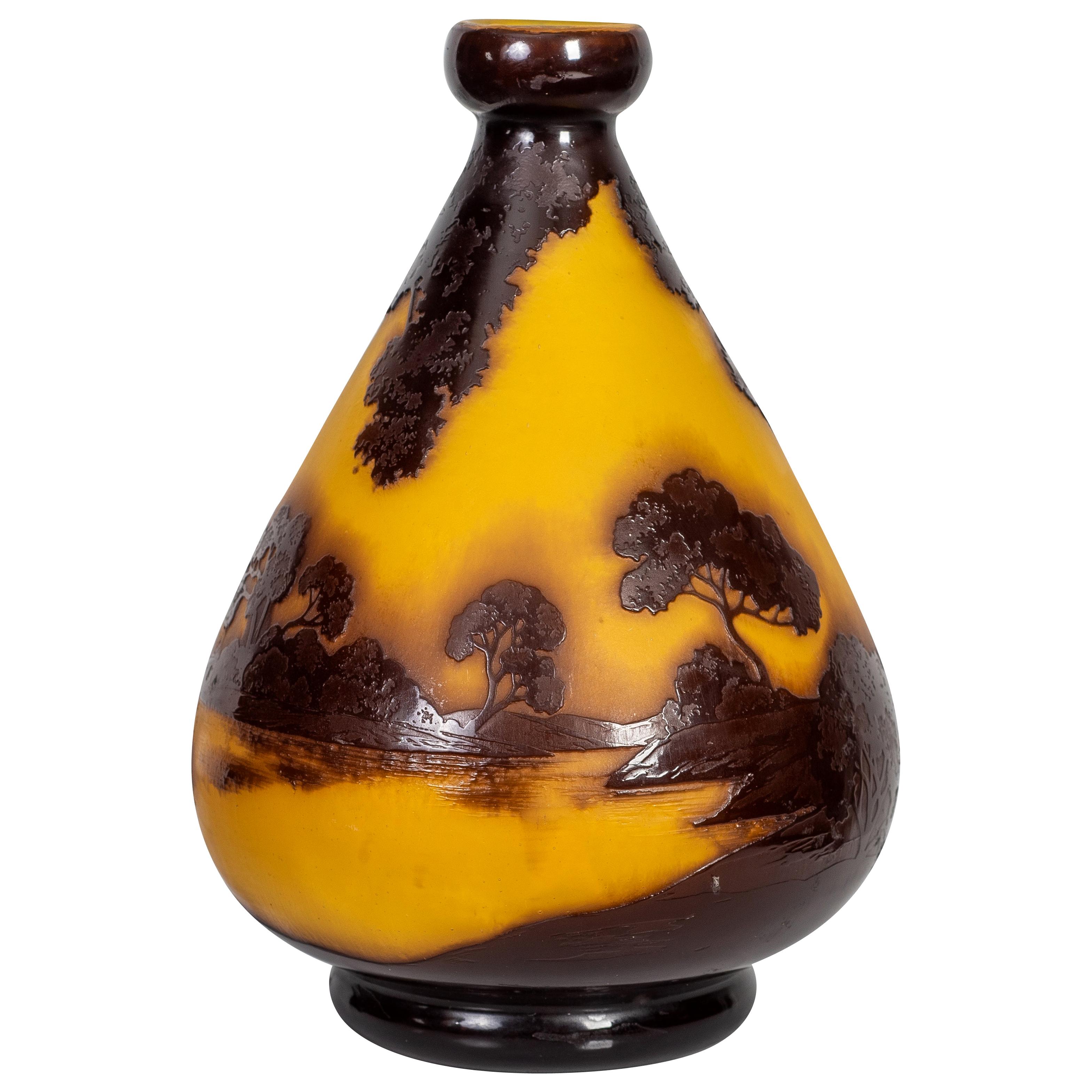 André Delatte an Internally Decorated Cameo Glass Vase For Sale