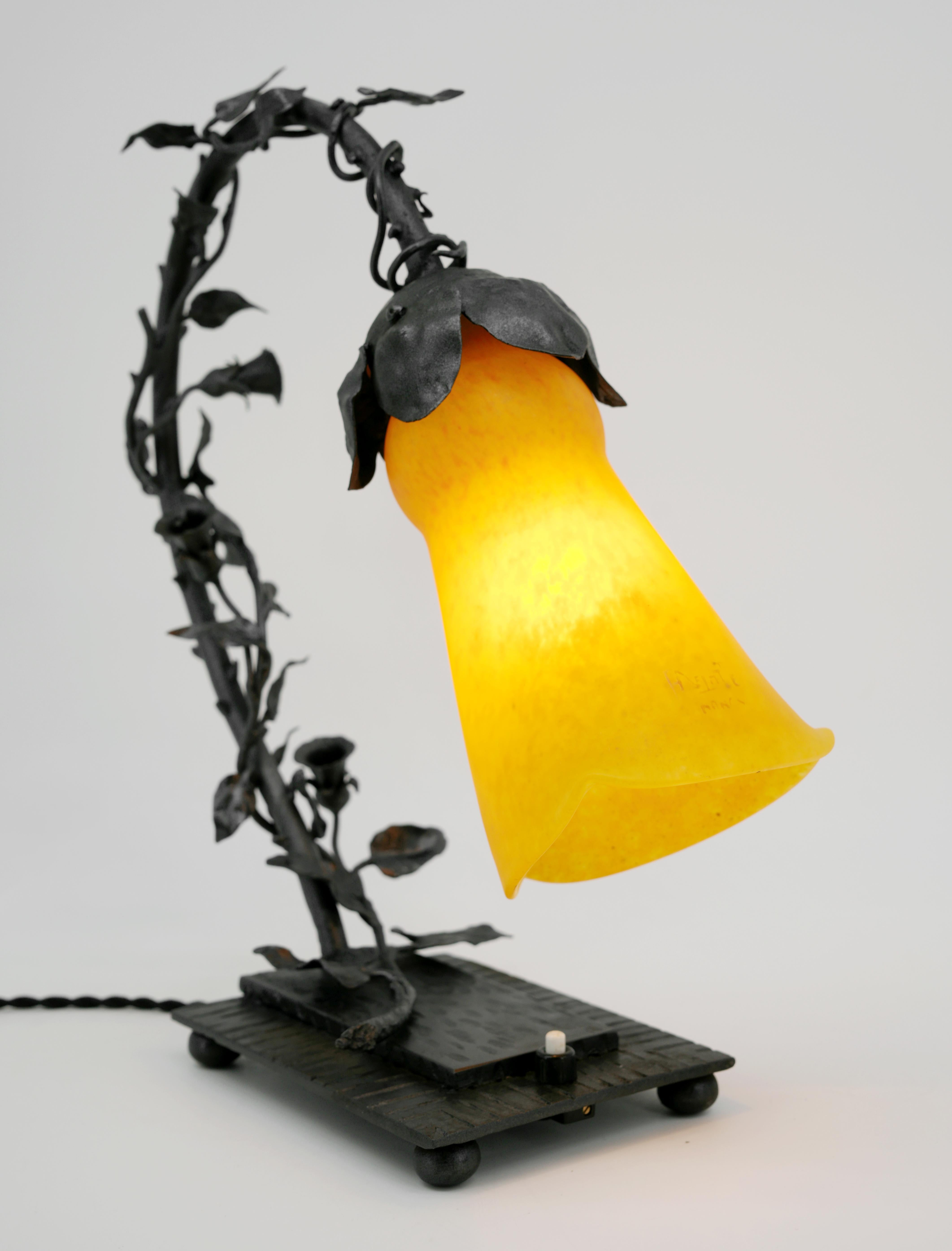Französische Art-déco-Tischlampe Bindweed von Andre Delatte, Art déco, 1920 im Angebot 2