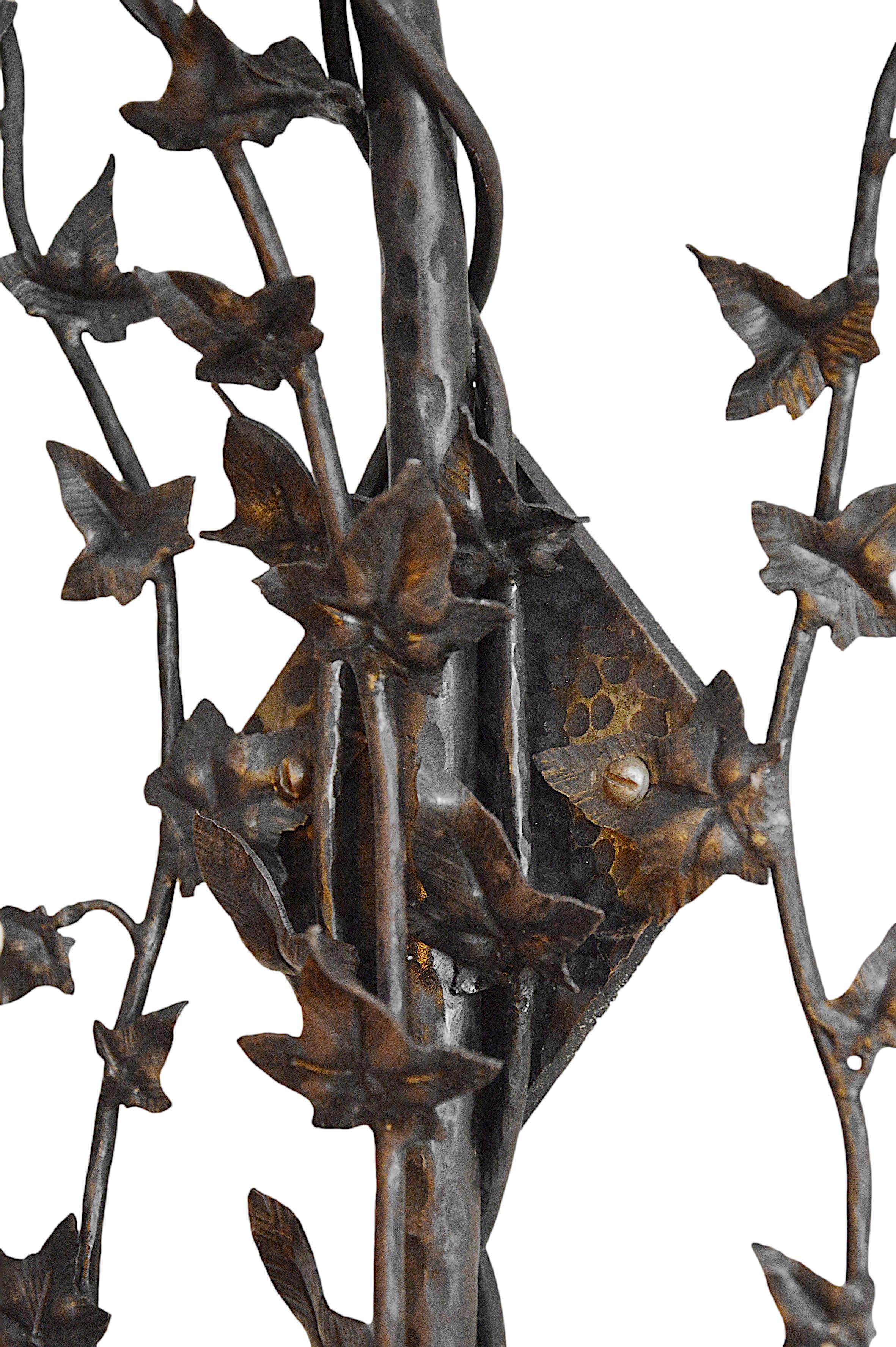 Andre Delatte Large French Art Deco Ivy Wall Sconce, Late 1920s For Sale 5