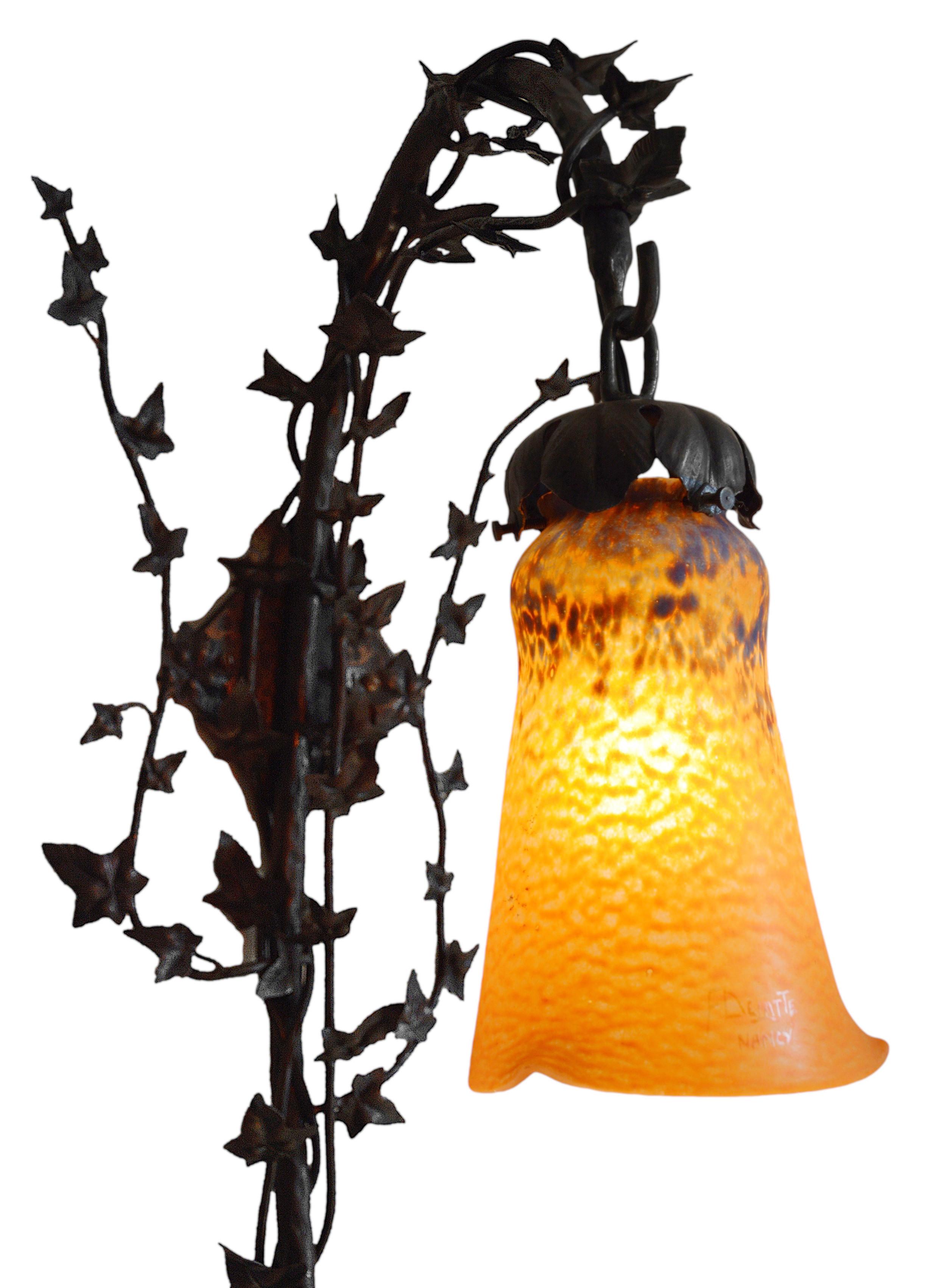 Art Déco Andre Delatte Large French Art Deco Ivy Wall Sconce, 1920 in vendita