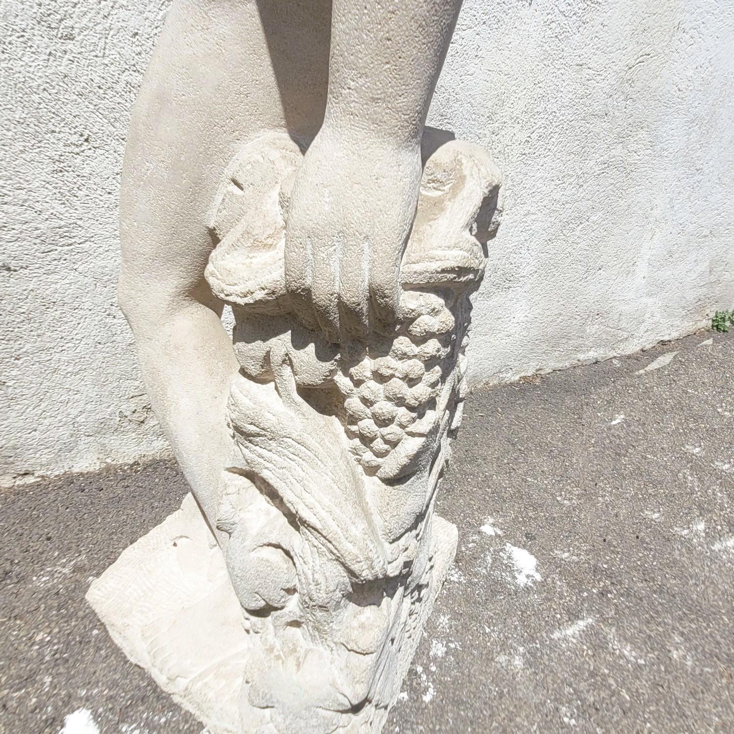 André Deluol, Uomo in piedi, scultura in pietra, XX secolo in vendita 8