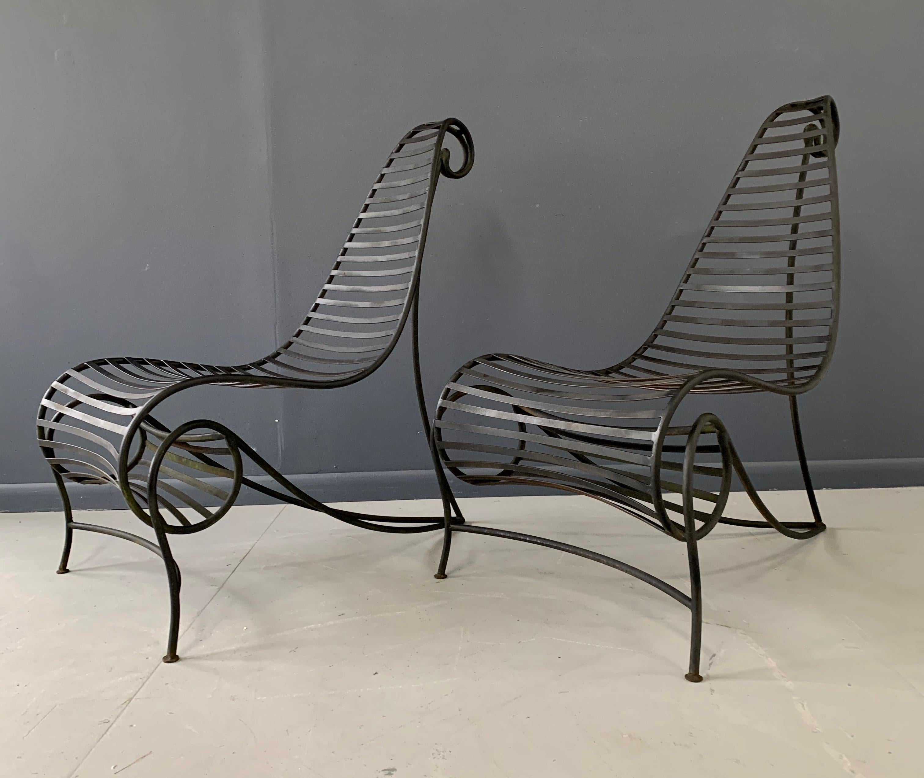 The early Spine chairs were fabricated in Dubreuil's workshop in London and modeled on his original prototype. There were a limited number of these chairs made and they are distinguished by a black paint finish.
In the late 1980s or early 1990s