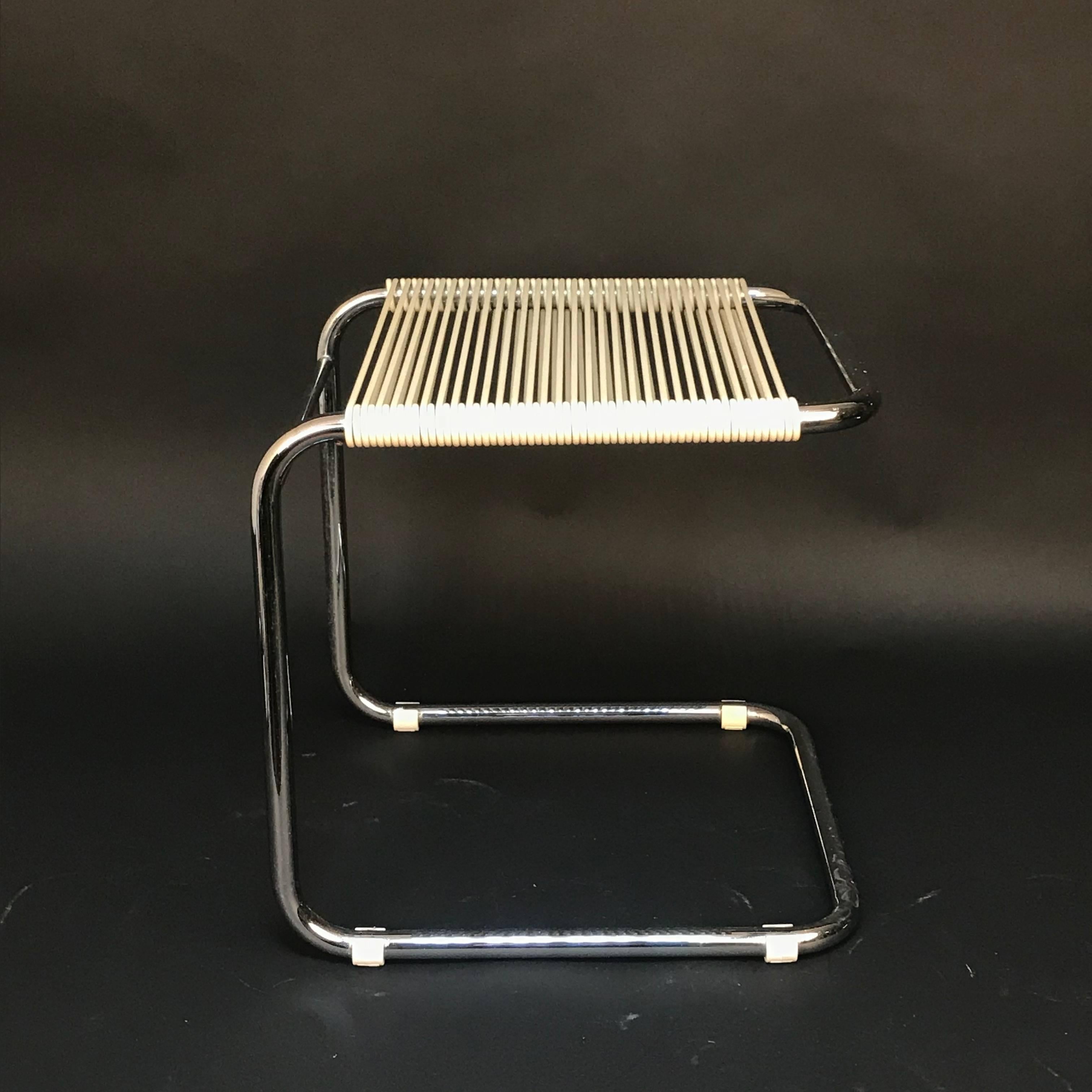 Mid-Century Modern Andre Dupre Bauhaus Chromed Tubular Steel and White Plastic Stool, Knoll 1960s