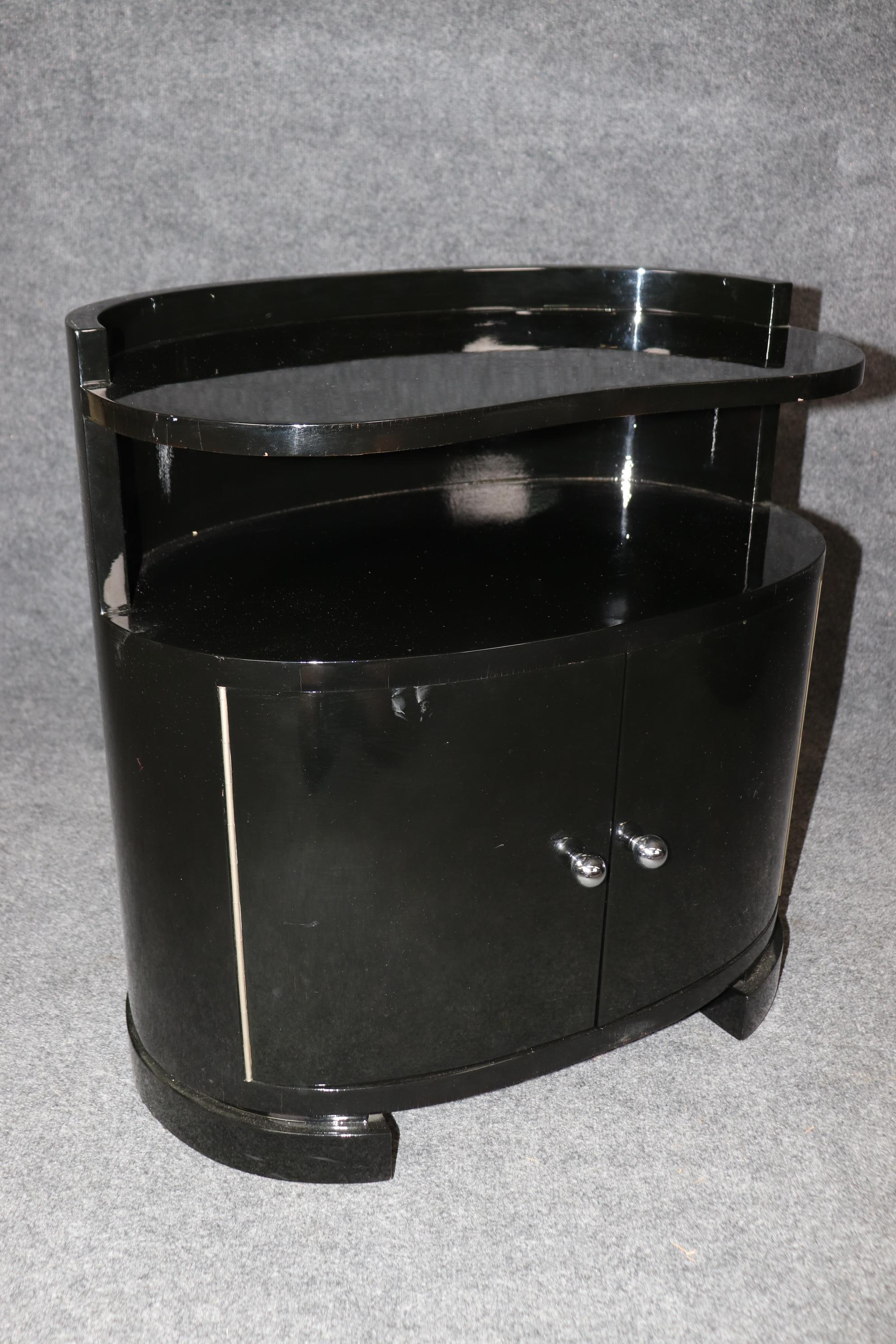 Andre Frechet Ebonized French Art Deco Black Lacquer Nightstands 1930 For Sale 6