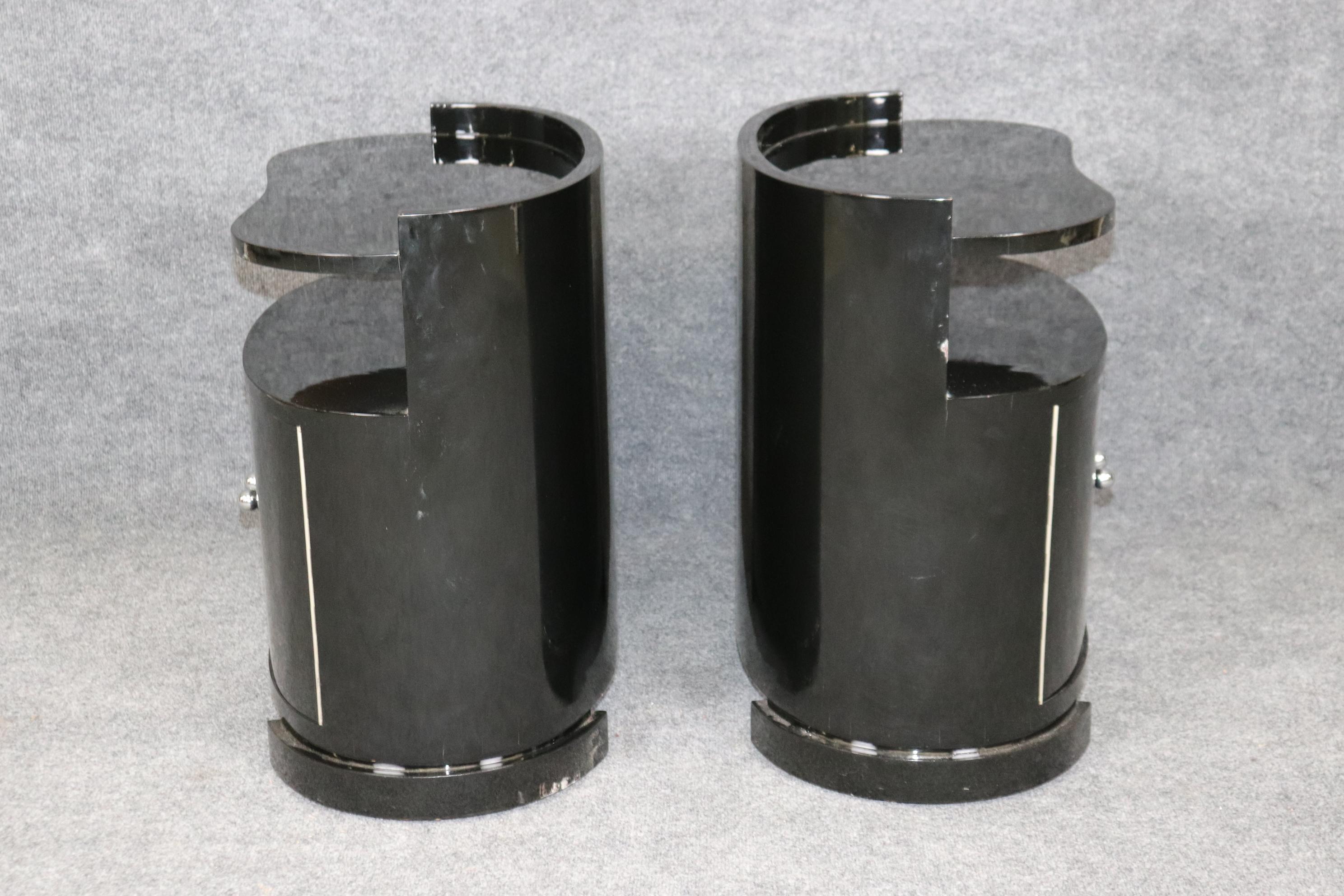 Andre Frechet Ebonized French Art Deco Black Lacquer Nightstands 1930 For Sale 1