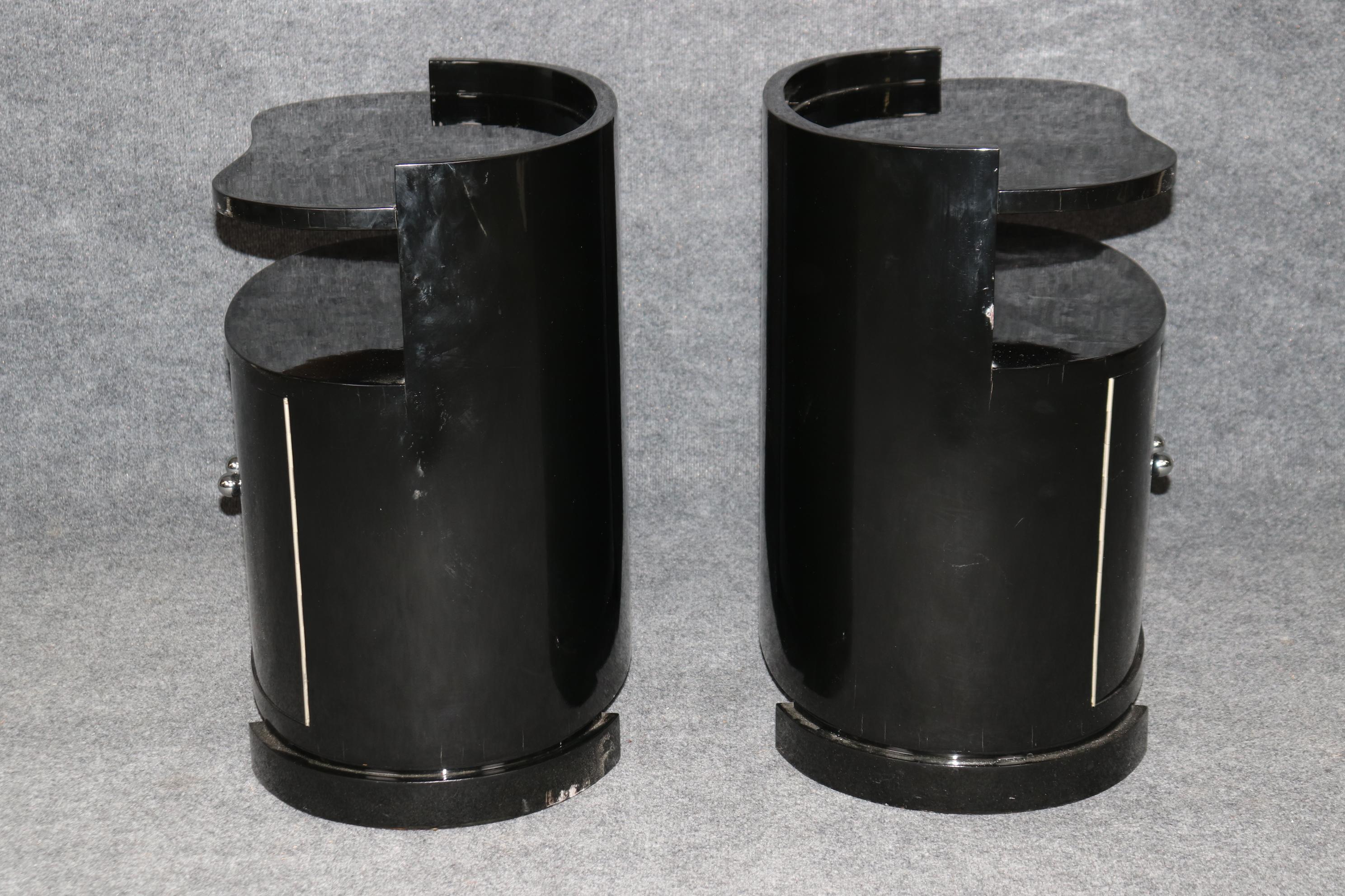 Andre Frechet Ebonized French Art Deco Black Lacquer Nightstands 1930 For Sale 2