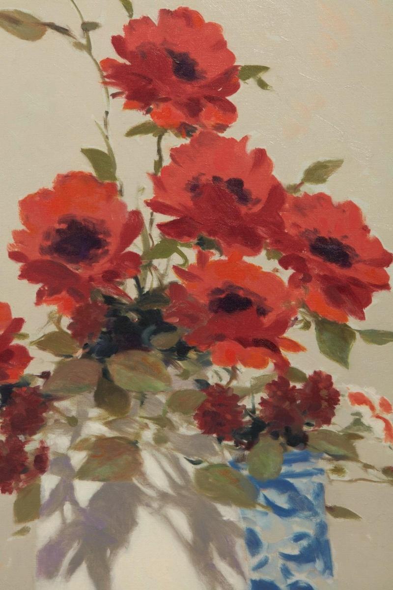 Naturaleza muerta con un jarrón de flores rojas. - Still-Life Painting Gris de Andre (Gittelson) Gisson