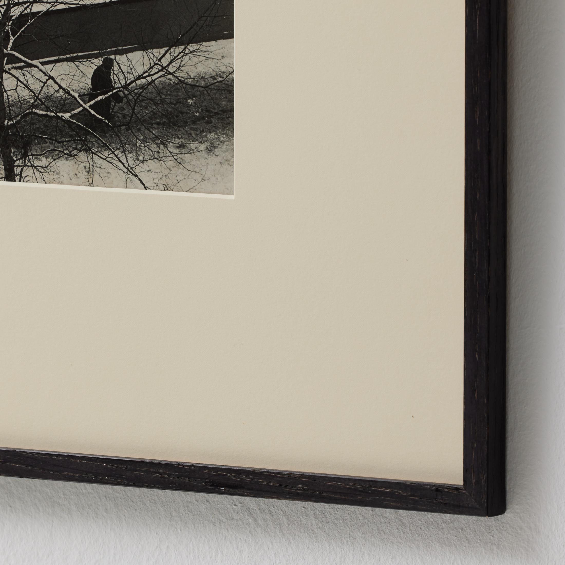 Andre Kerstesz Photographie encadrée et tamponnée en noir et blanc en vente 3