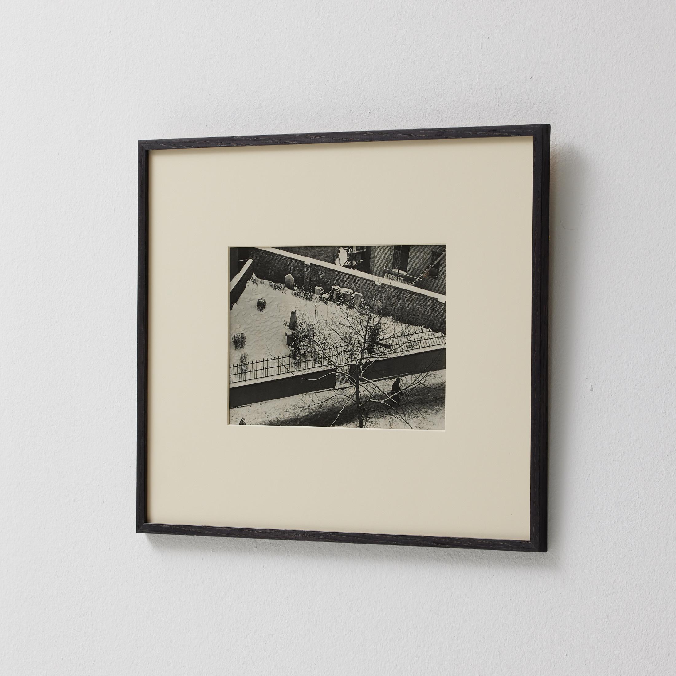 Andre Kerstesz Photographie encadrée et tamponnée en noir et blanc en vente 1