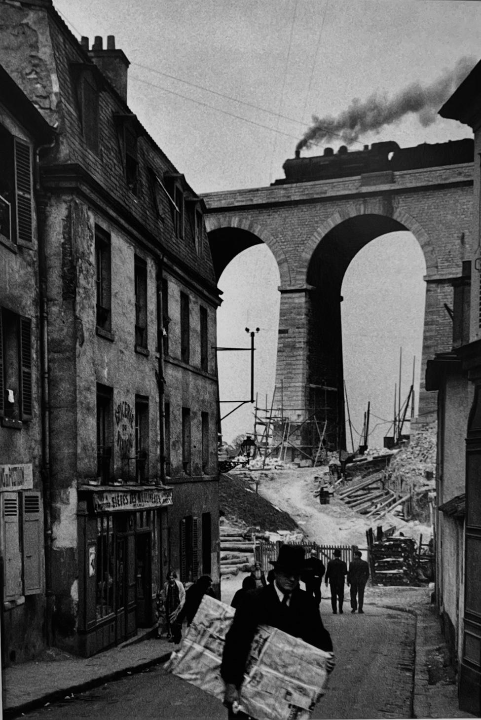 Portrait Photograph di Andre Kertesz - Meudon, Francia