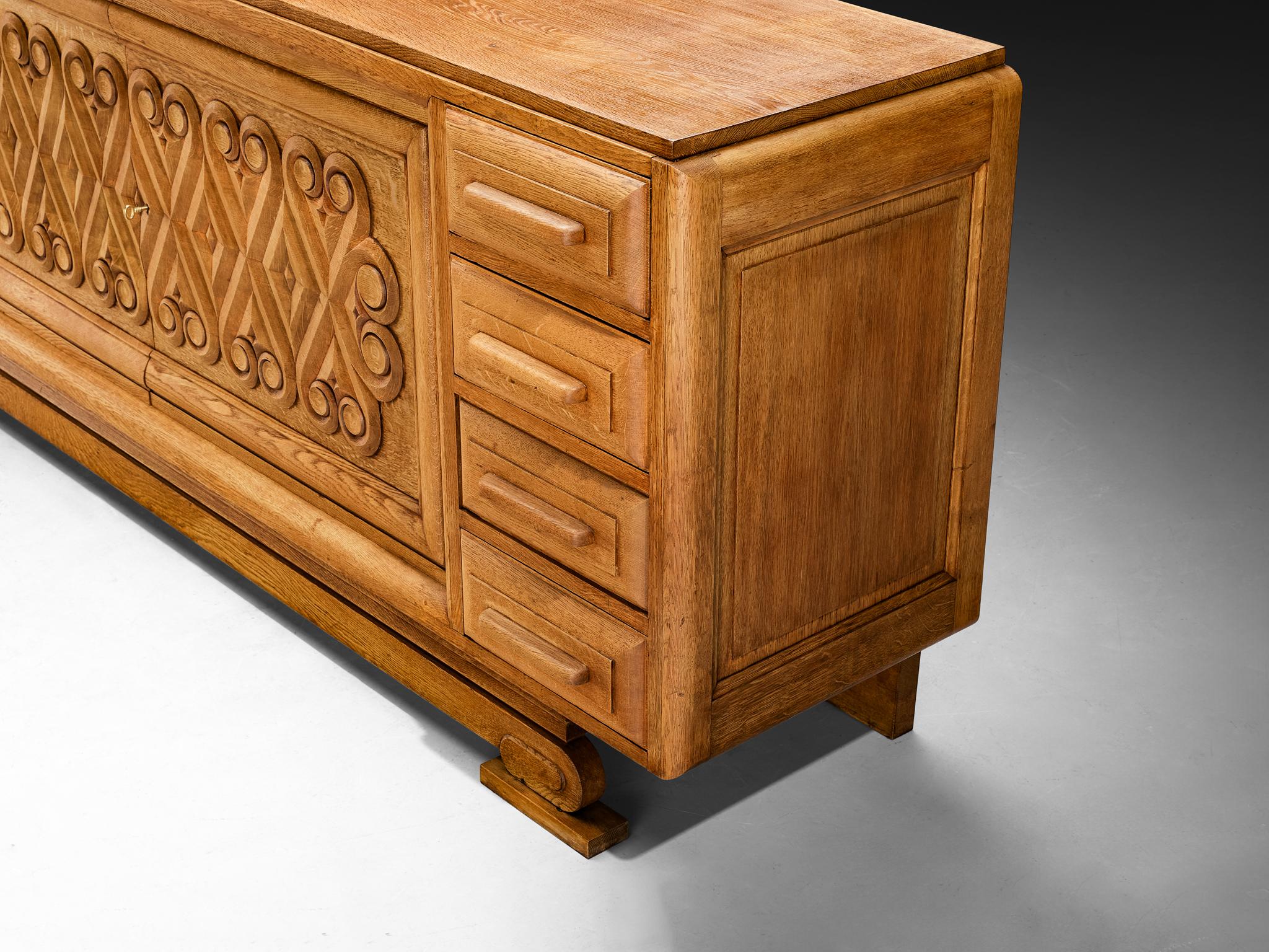 André Le Picard Sideboard in Solid Oak 1930s In Good Condition For Sale In Waalwijk, NL