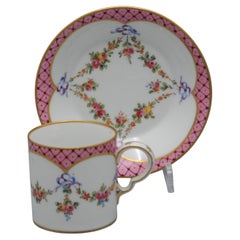 André Leboeuf, Manufacture à la Reine' - Tasse à café et soucoupe 'Litron', fin 18