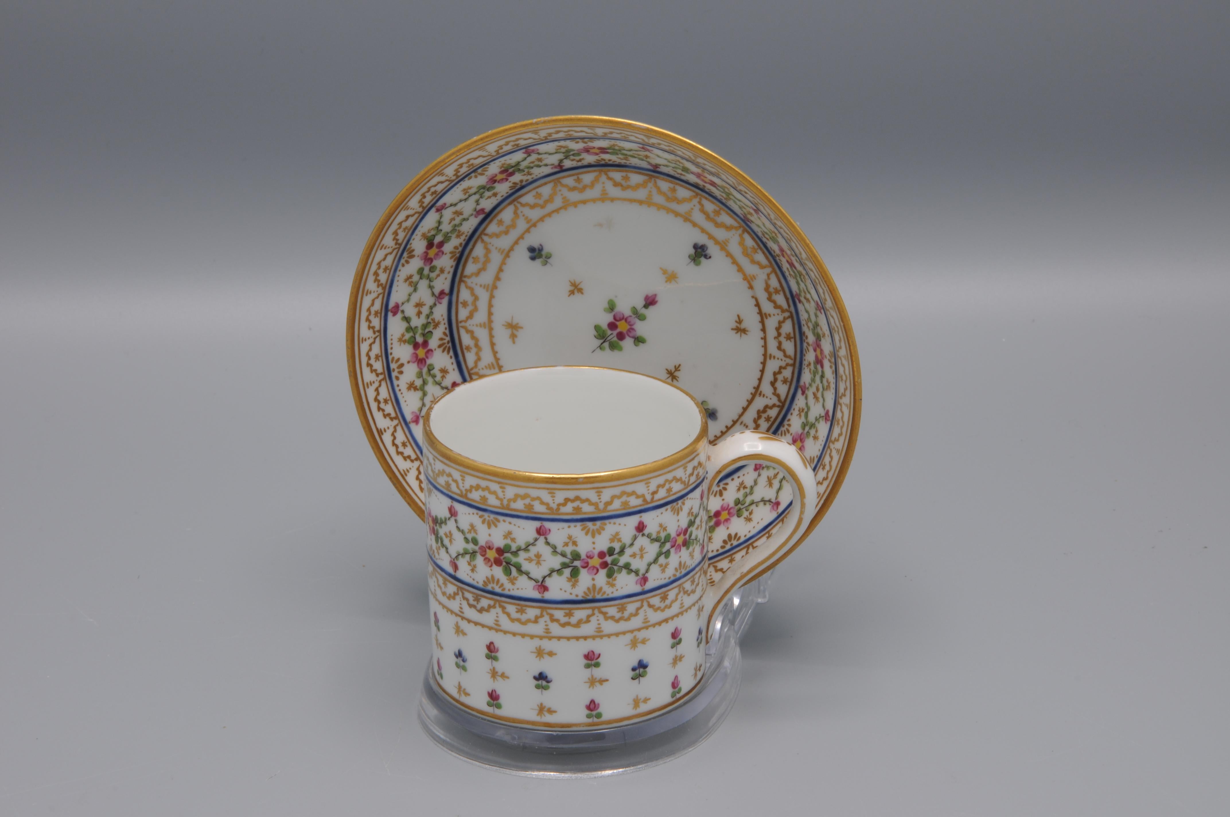 Louis XVI André Leboeuf, Manufacture à la Reine' - Cup and saucer 'Litron', late 18th For Sale