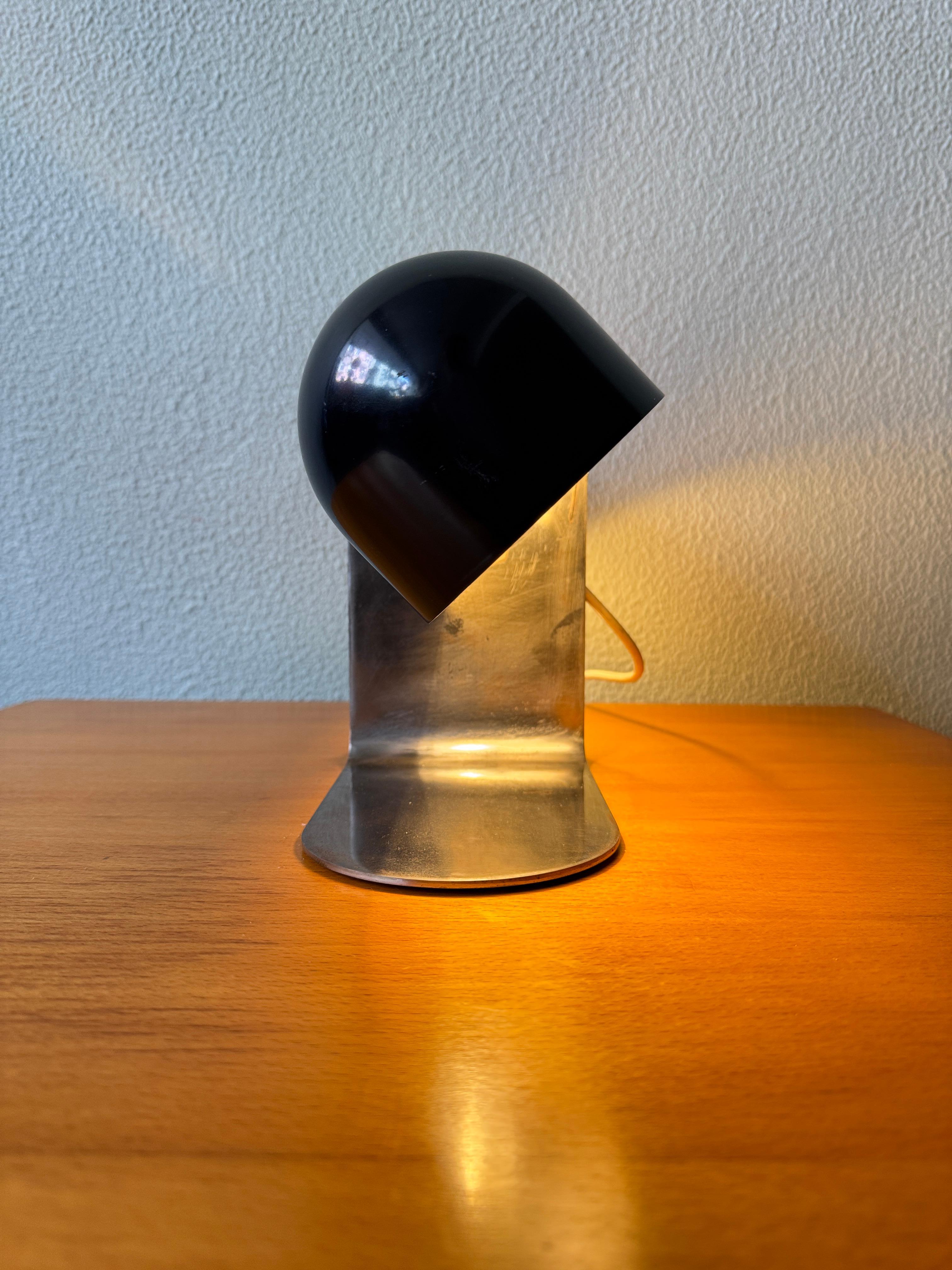 André Ricard Lampe de table moderne espagnole à double abat-jour noir pour Metalarte, 1970 en vente 6
